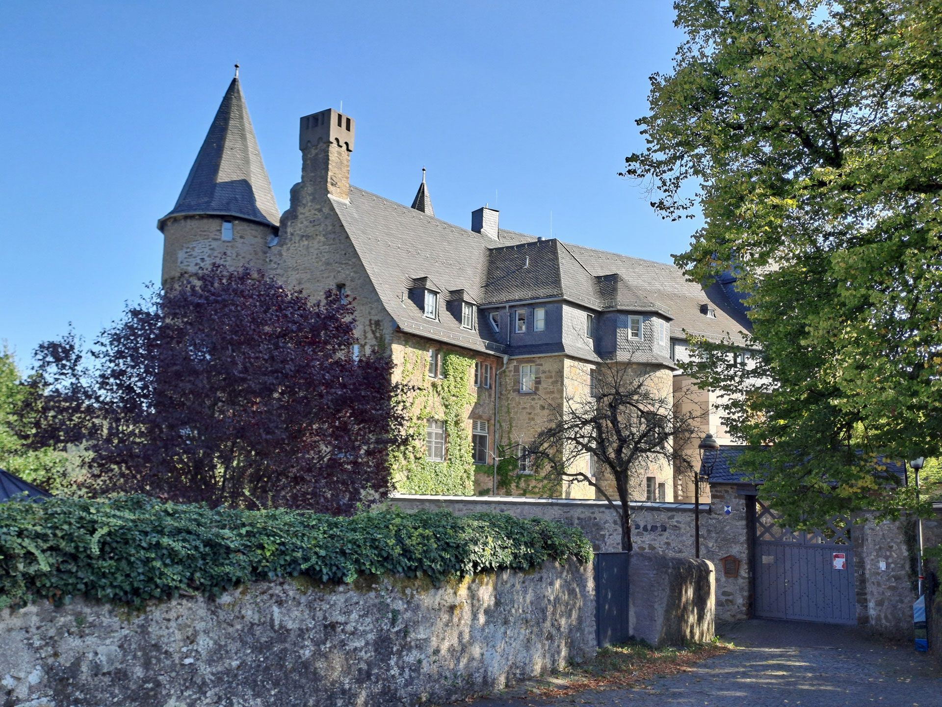 Herborn, die Stadt an der Dill Herborn, die Stadt an der Dill