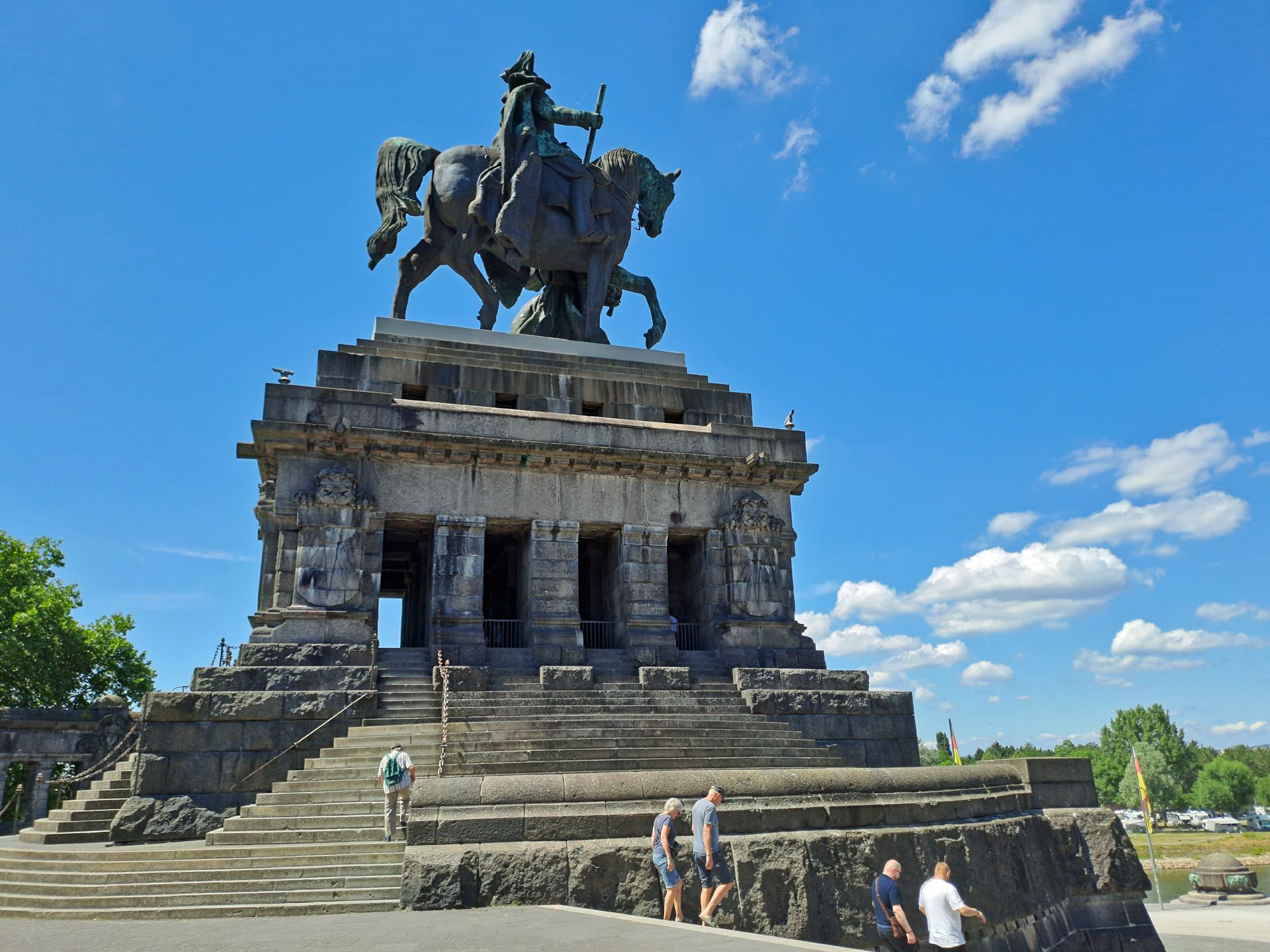 Koblenz, Kaiser-Wilhelm-Denkmal am Deutschen Eck Koblenz, Kaiser-Wilhelm-Denkmal am Deutschen Eck