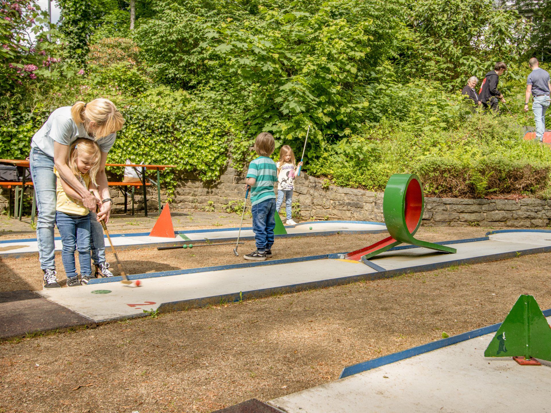 Minigolfplatz im Kurpark von Bad Marienberg Minigolfplatz im Kurpark von Bad Marienberg