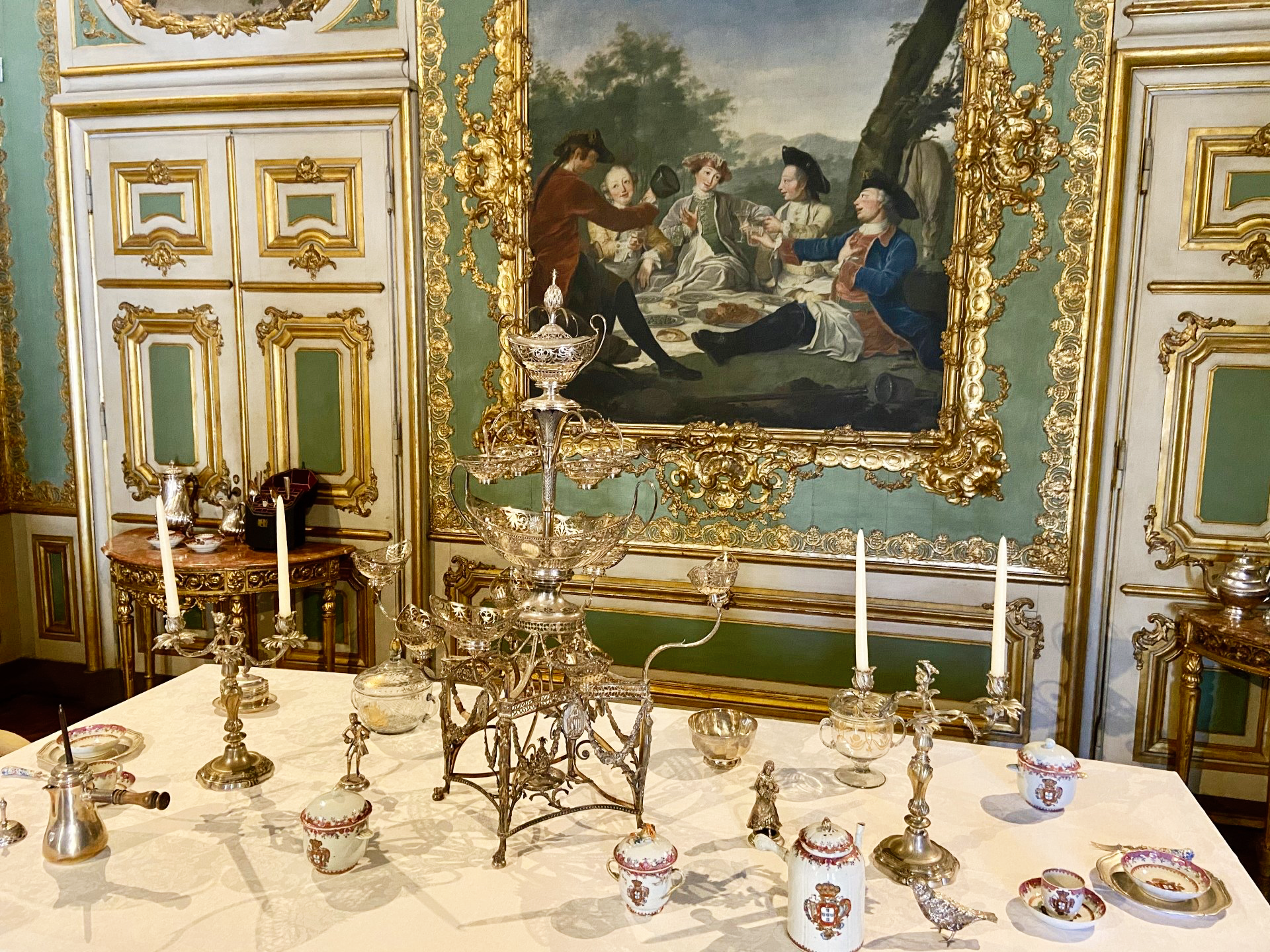 Tourguides Portugal - Avenida Tours Portugal Tourguides Portugal - Avenida Tours Portugal