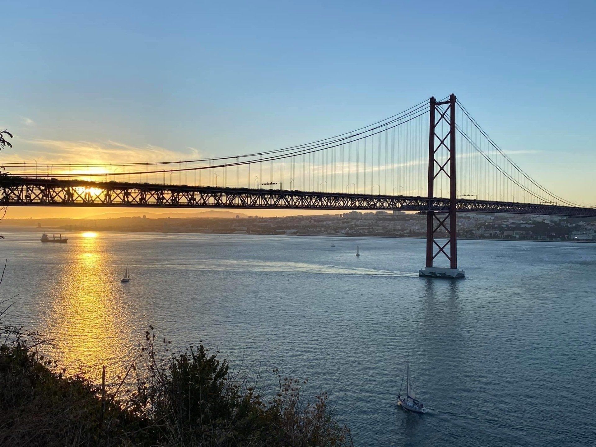 Tourguides Portugal - Avenida Tours Portugal