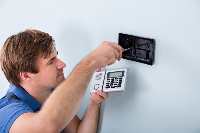 home alarm instalation