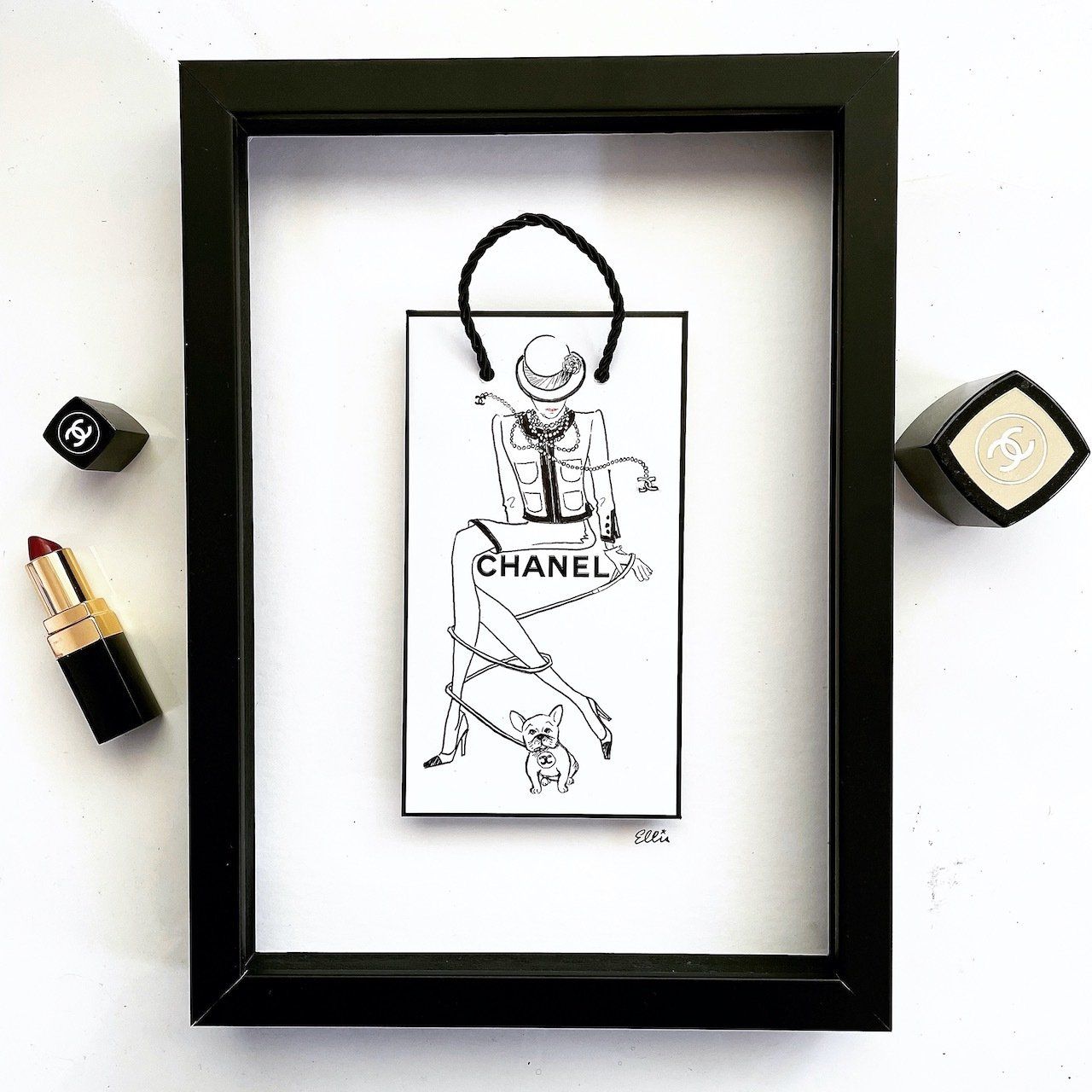 Original round artwork of diamond by Anne-Marie Ellis