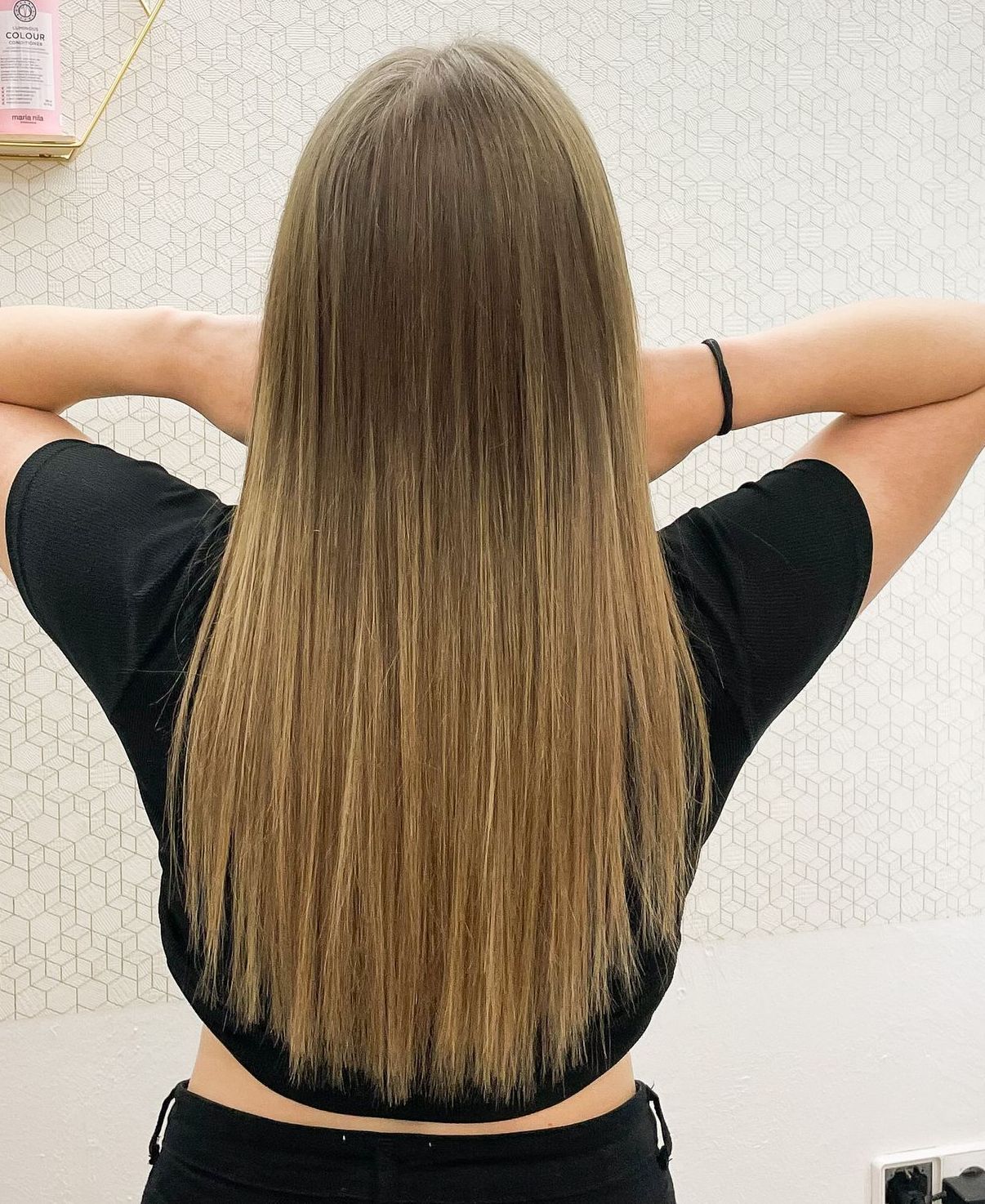 Schonende Haarverdichtung mit Tressentechnik beim Friseur in Konstanz