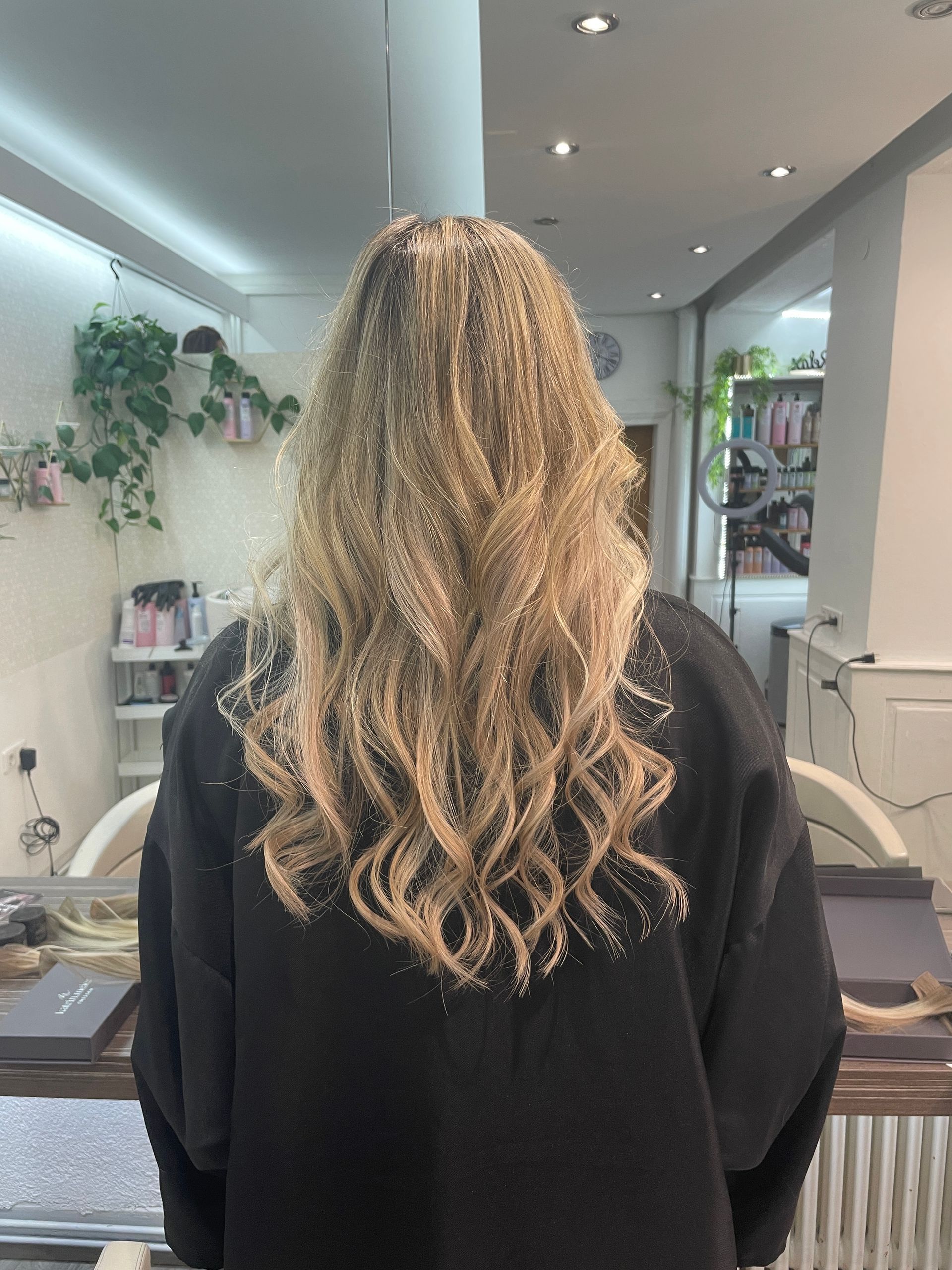 Haarverdichtung mit Tressen von Lela Berger Friseursalon in Konstanz
