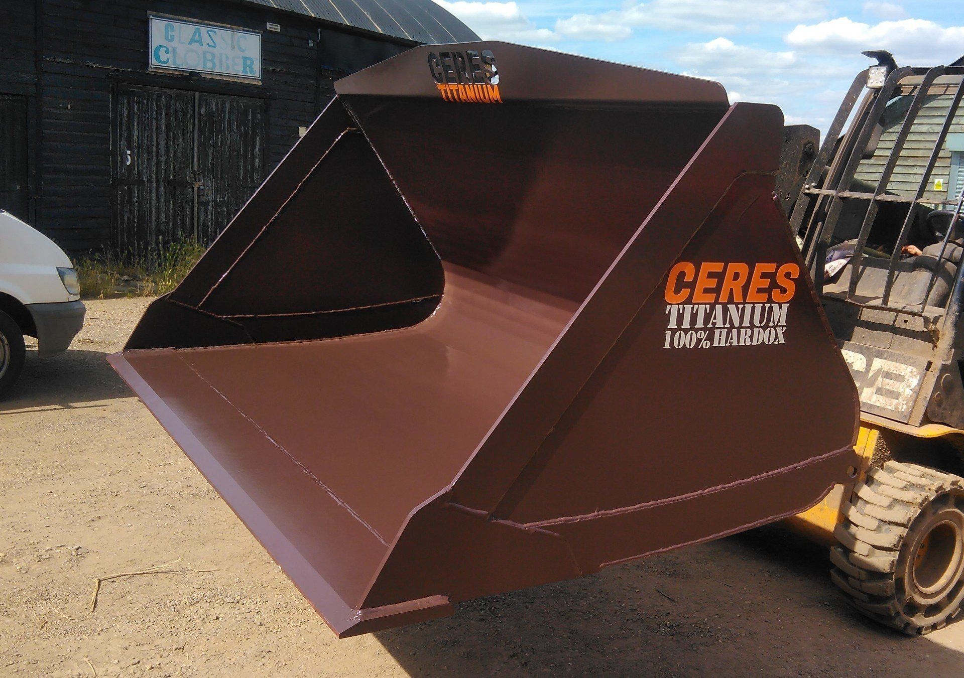 Ceres Titanium Telehandler Bucket