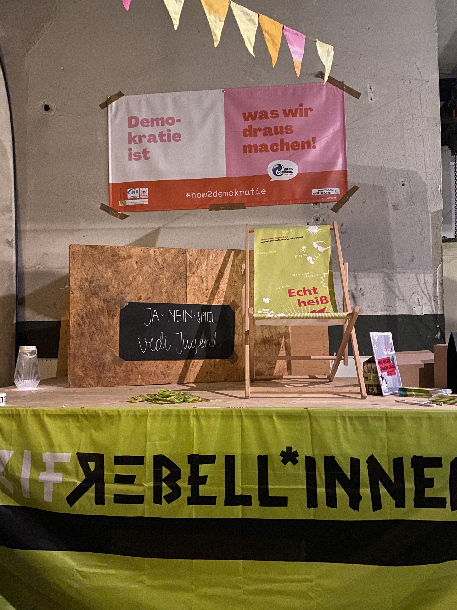 Infostand Lange Nacht der Demokratie