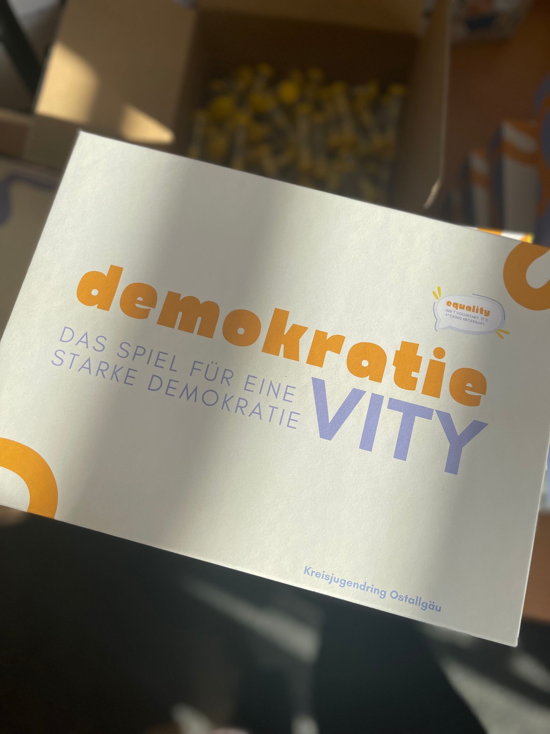 Karton DemokratieVITY