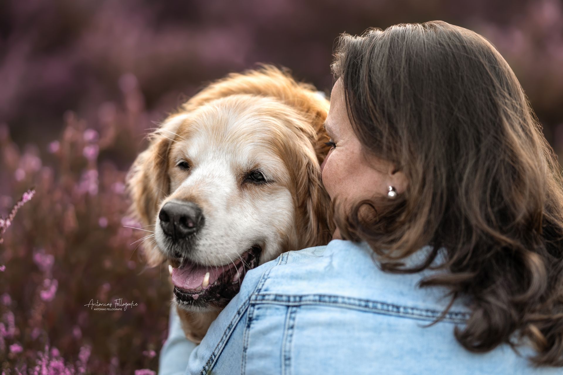 Nadine Luerssen mit Hund Nadine Luerssen mit Hund