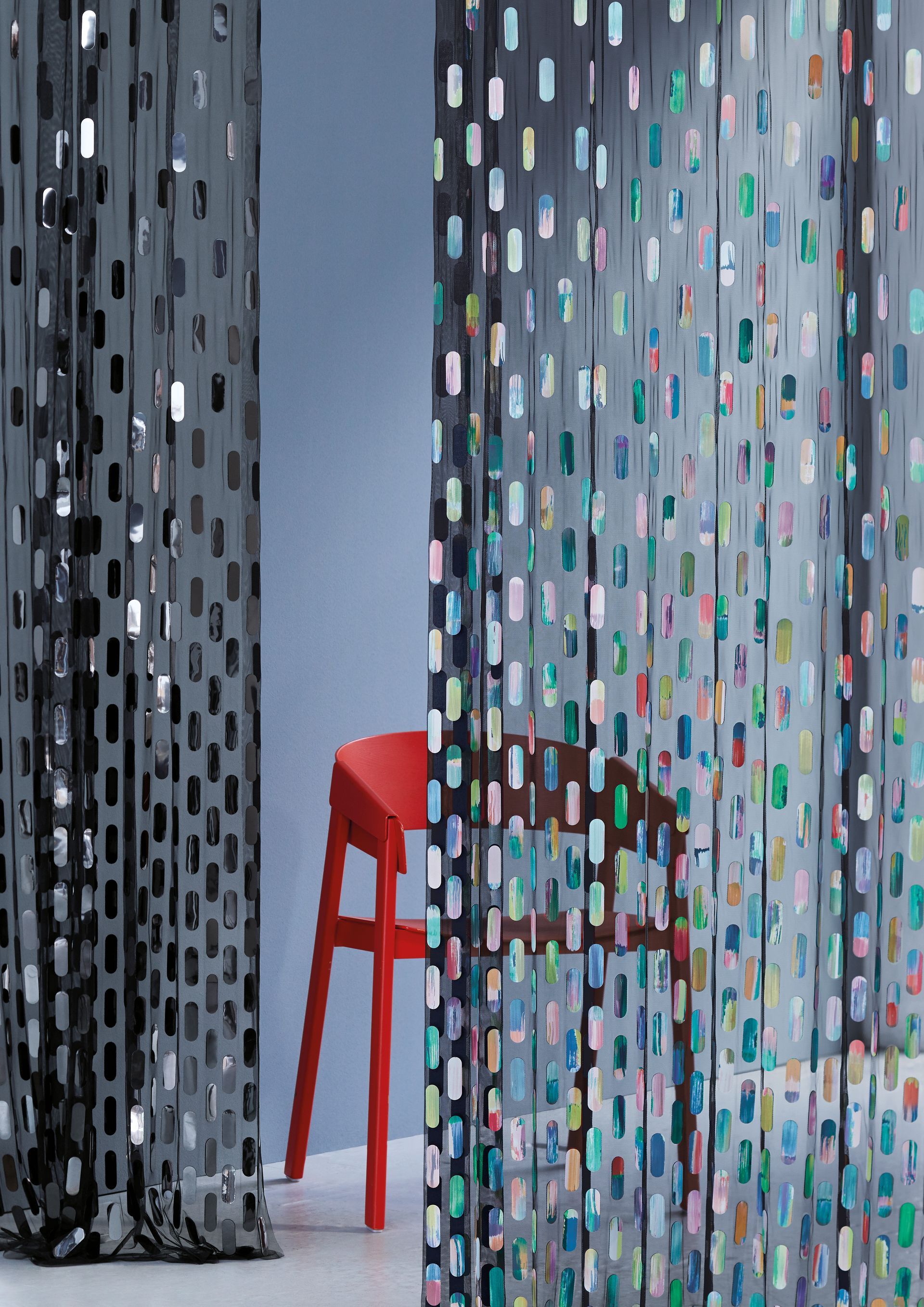 Extravaganter Vorhang ELLA von Creation Baumann bei GesprächsSTOFF von Ulrike Wachter in Langenlonsheim