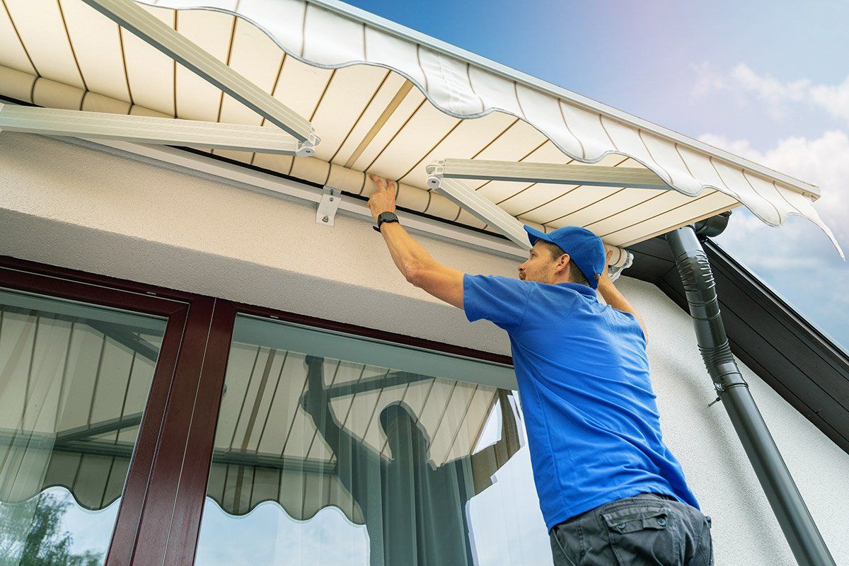 Hiring the Right Awning Company