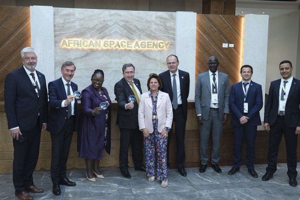 Delegazioni dell'AfSA e dell'ESA al Cairo.