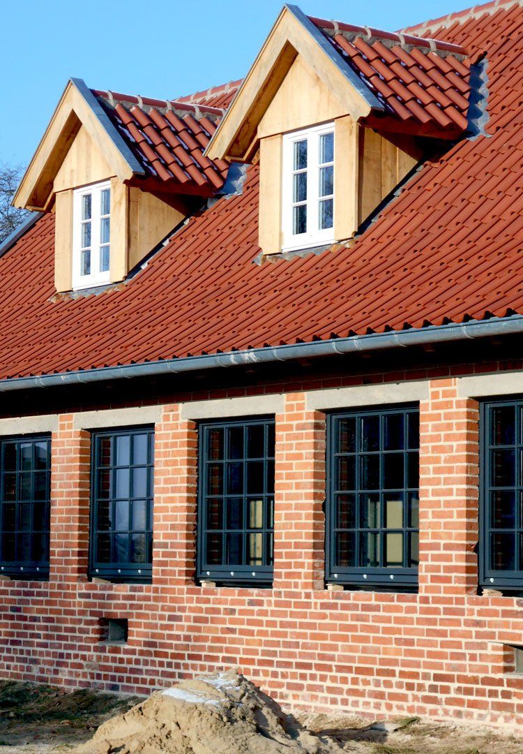 Dachstuhl mit zwei Gauben