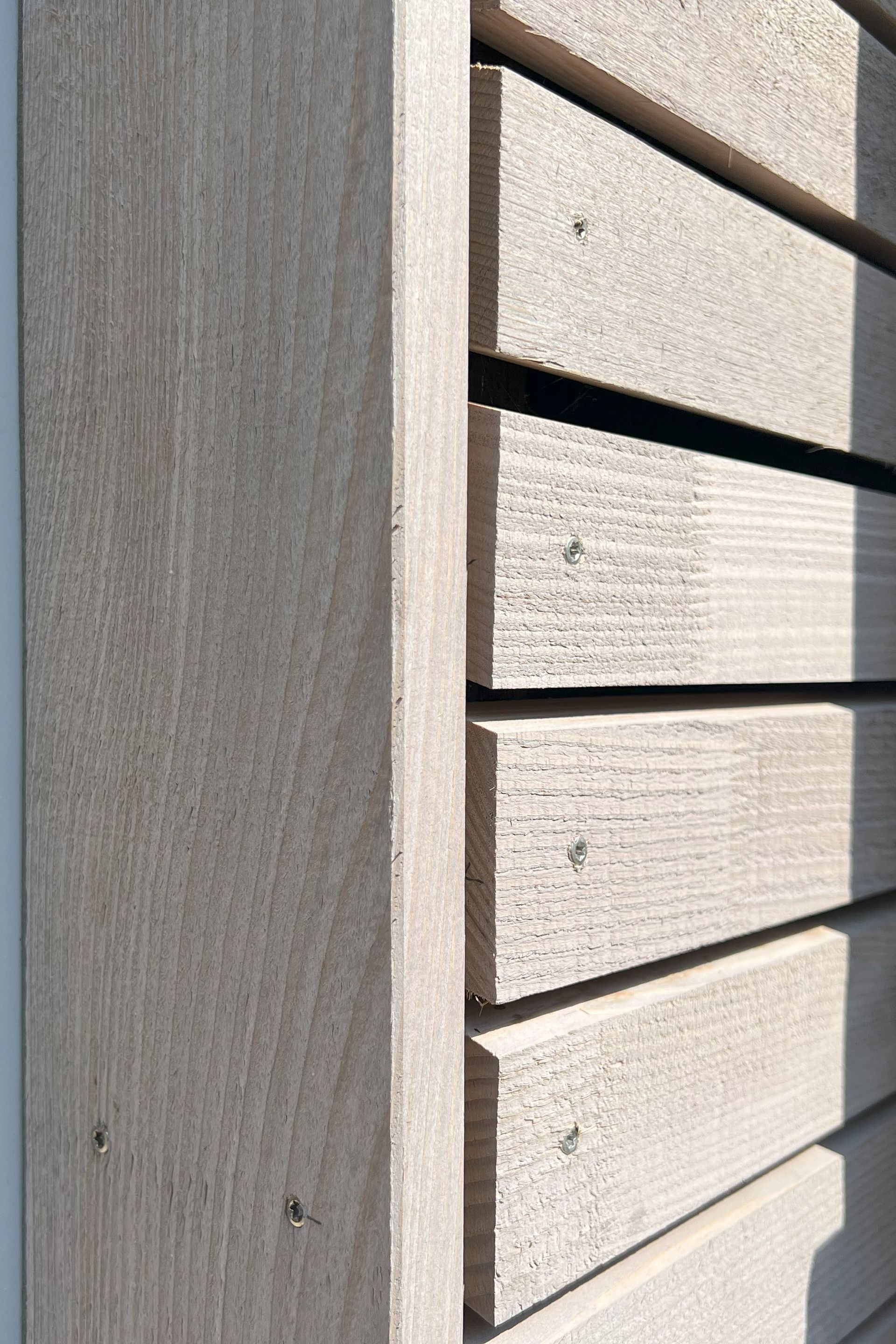 Detail waagerechte Rhombusleisten