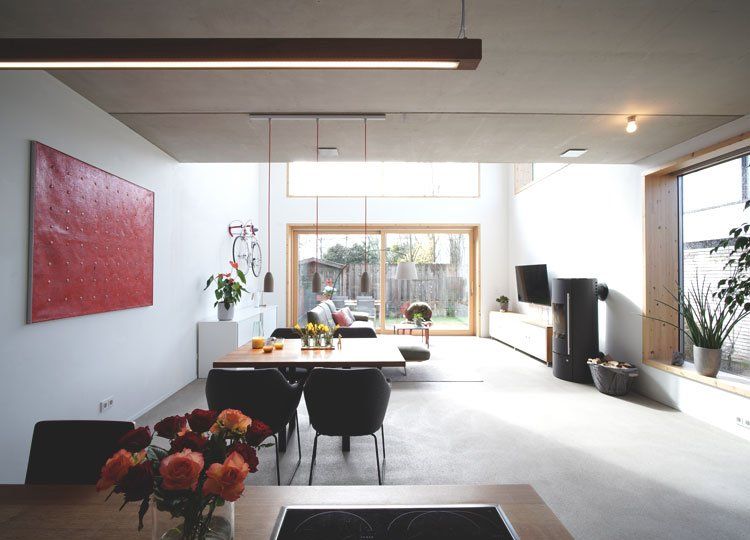 Neubau Wohnhaus Innenstadt Nachtansicht