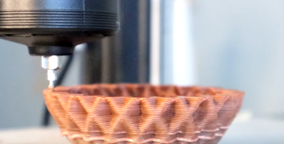 Exploring the Choco L3 D Extruder: Chocolate 3D Printing