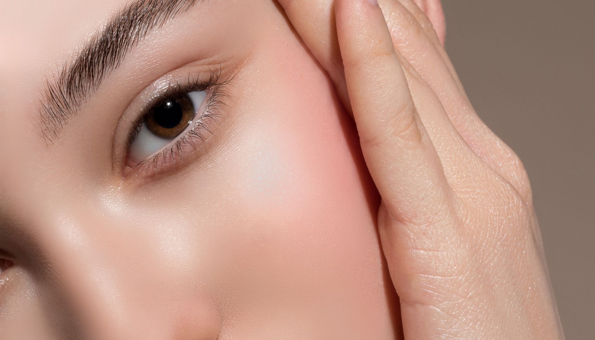 Inspiration médecine esthétique : les injections d'acide hyarulonique