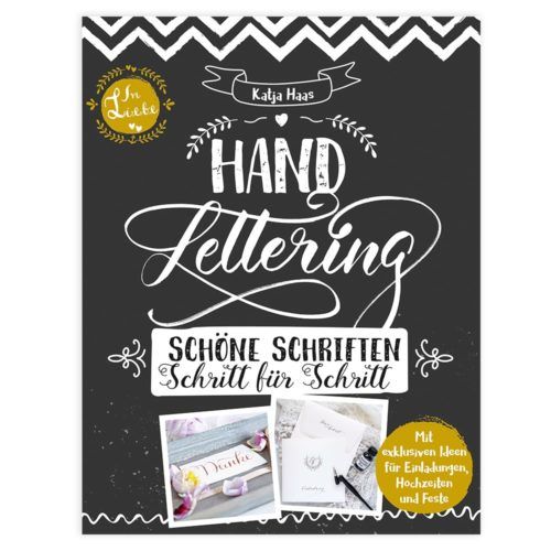 Buchempfehlung. Handlettering. Schöne Schriften Schritt für Schritt von Katja Haas. Lingen Verlag. Buchcover Handlettering – Schöne Schriften Schritt für Schritt von Katja Haas. Handlettering lernen Buchempfehlung. Handlettering-Buch Rezension von Feinrosa Handlettering Design und Papeterie.