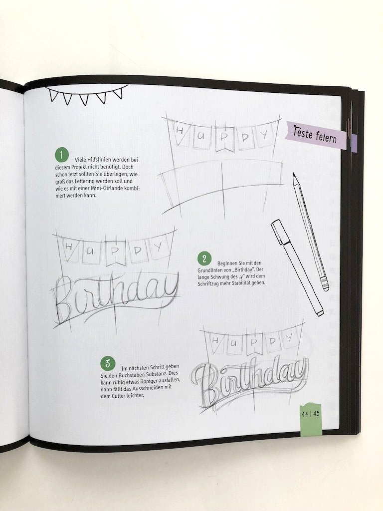 Bleistift Handlettering-Entwurf eines Geburtstagsgrußes bis zum finalen Lettering.