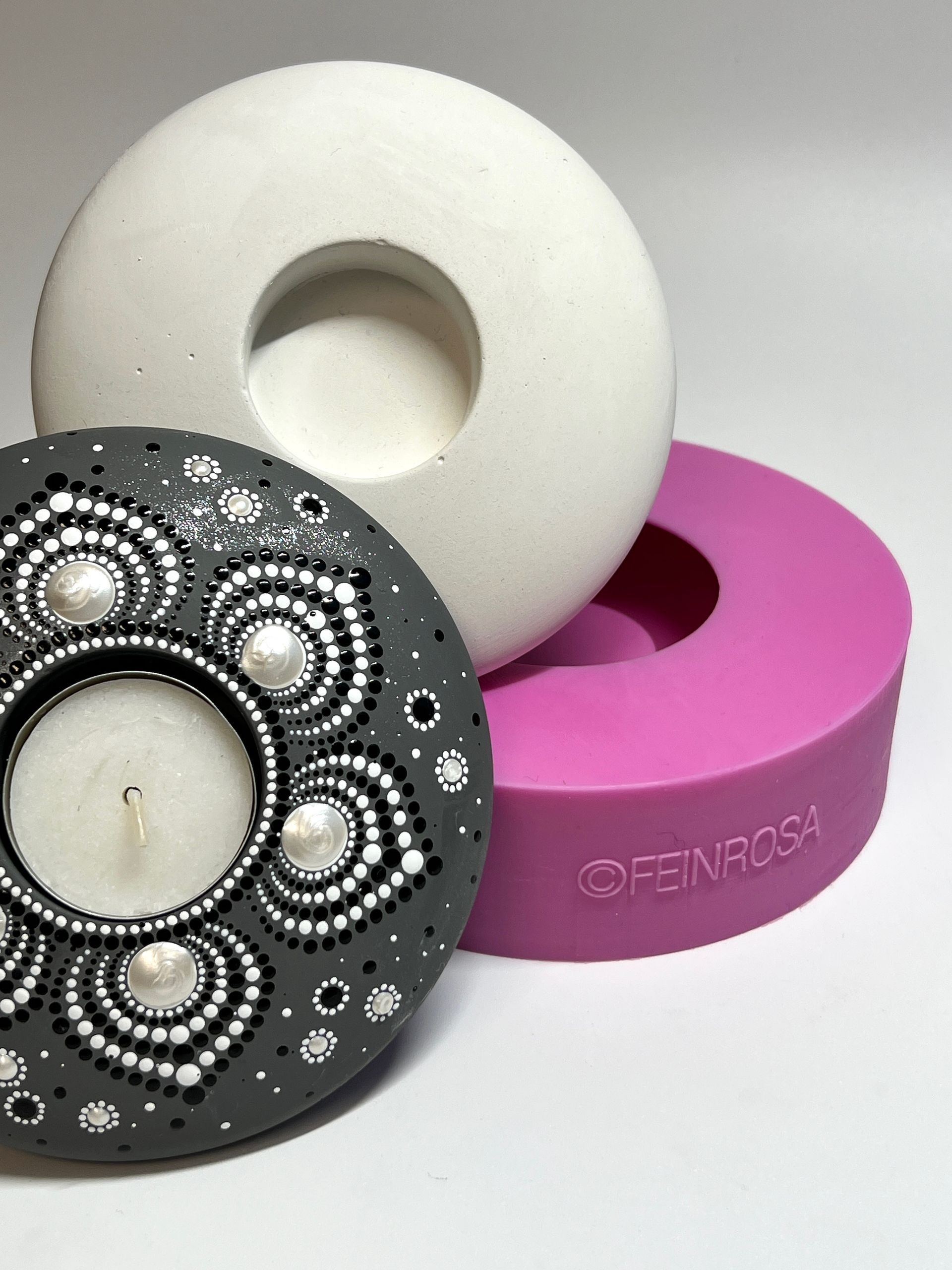 3D Silikon-Gießform für die Herstellung von Mandala-Stein-Rohlingen für die Dot-Painting-Kunst und das bemalen von Steinen mit Acrylfarben.