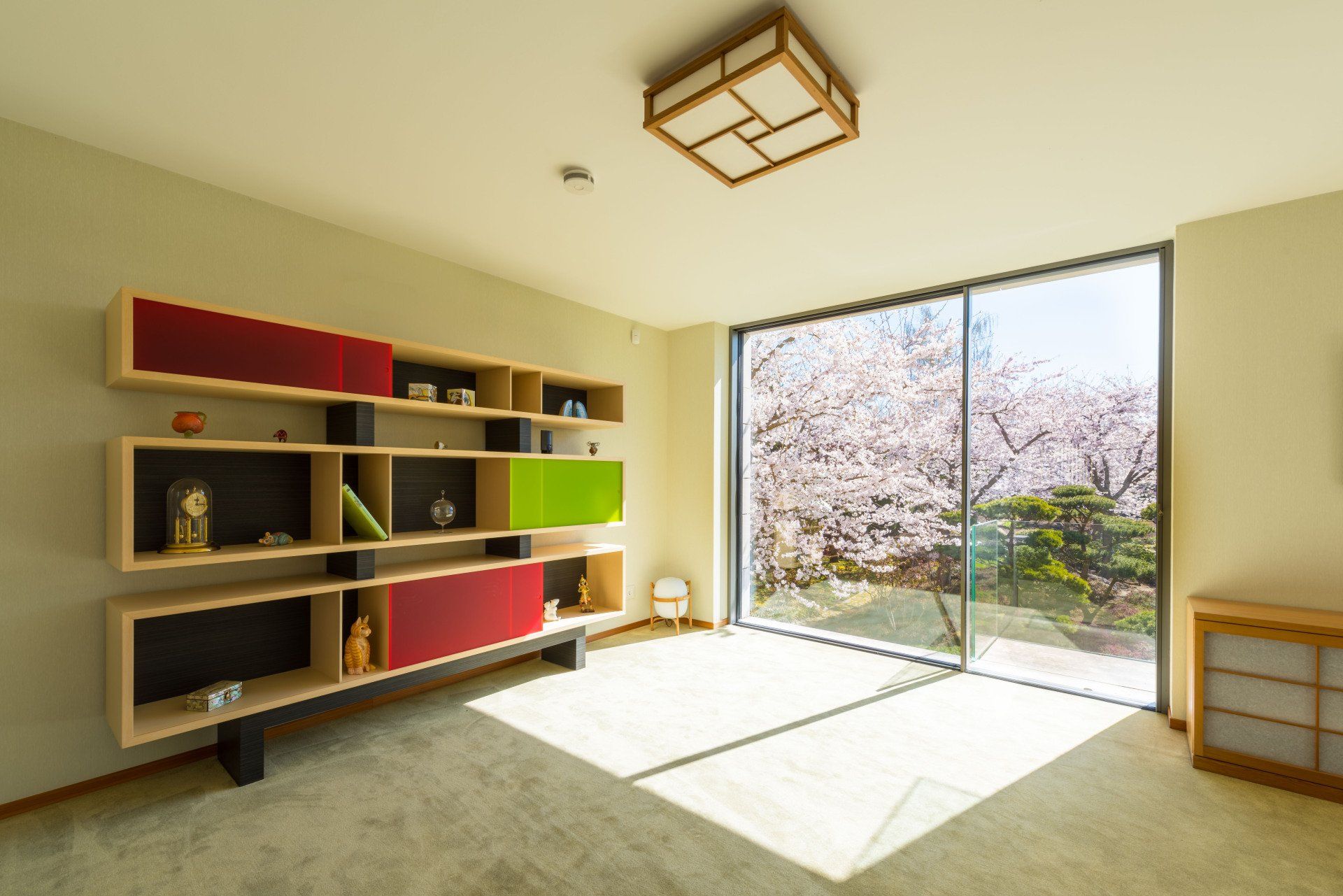 Wandelbares Regal in Leichtbauweise