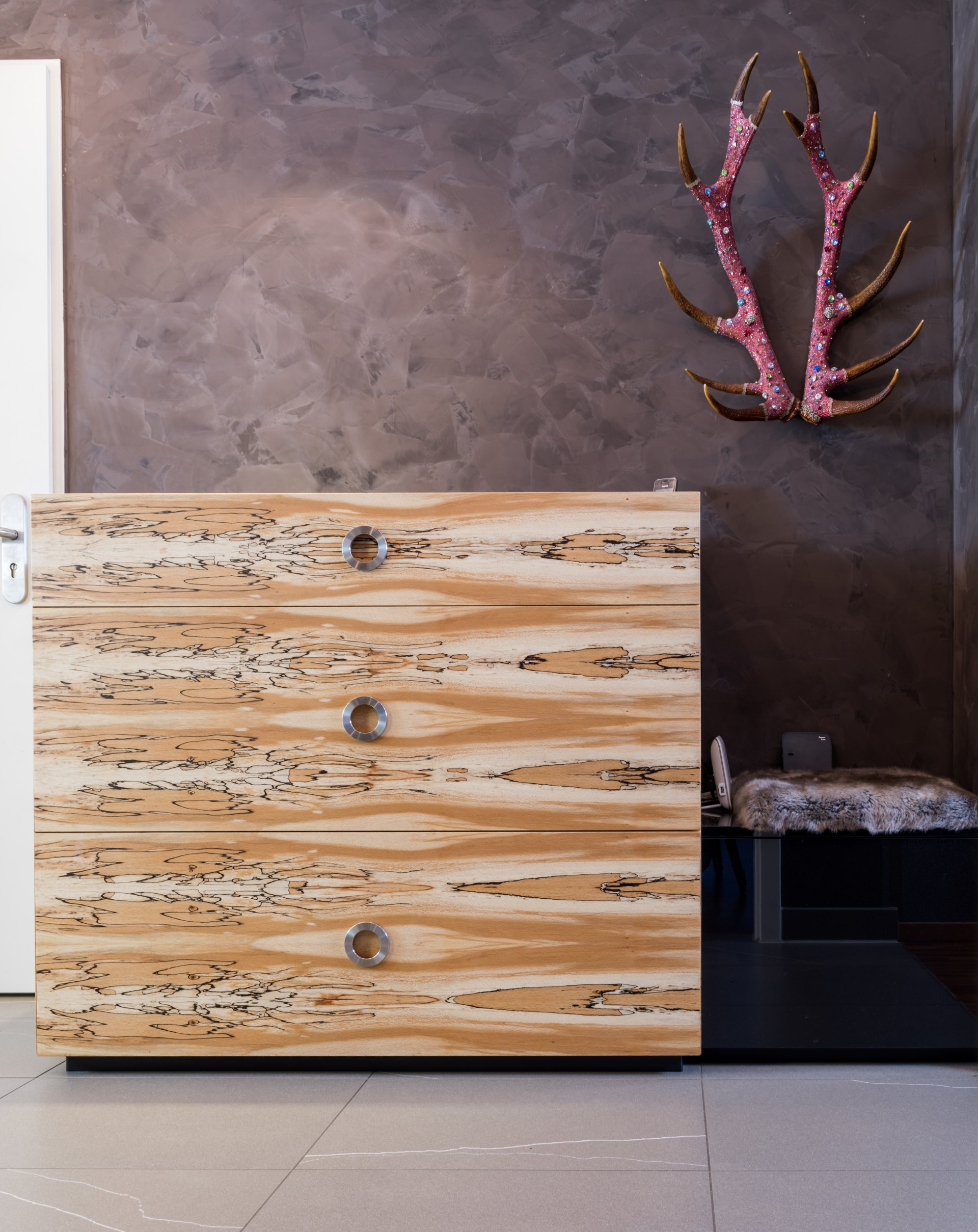 Edler Schuhschrank aus Rotbuche