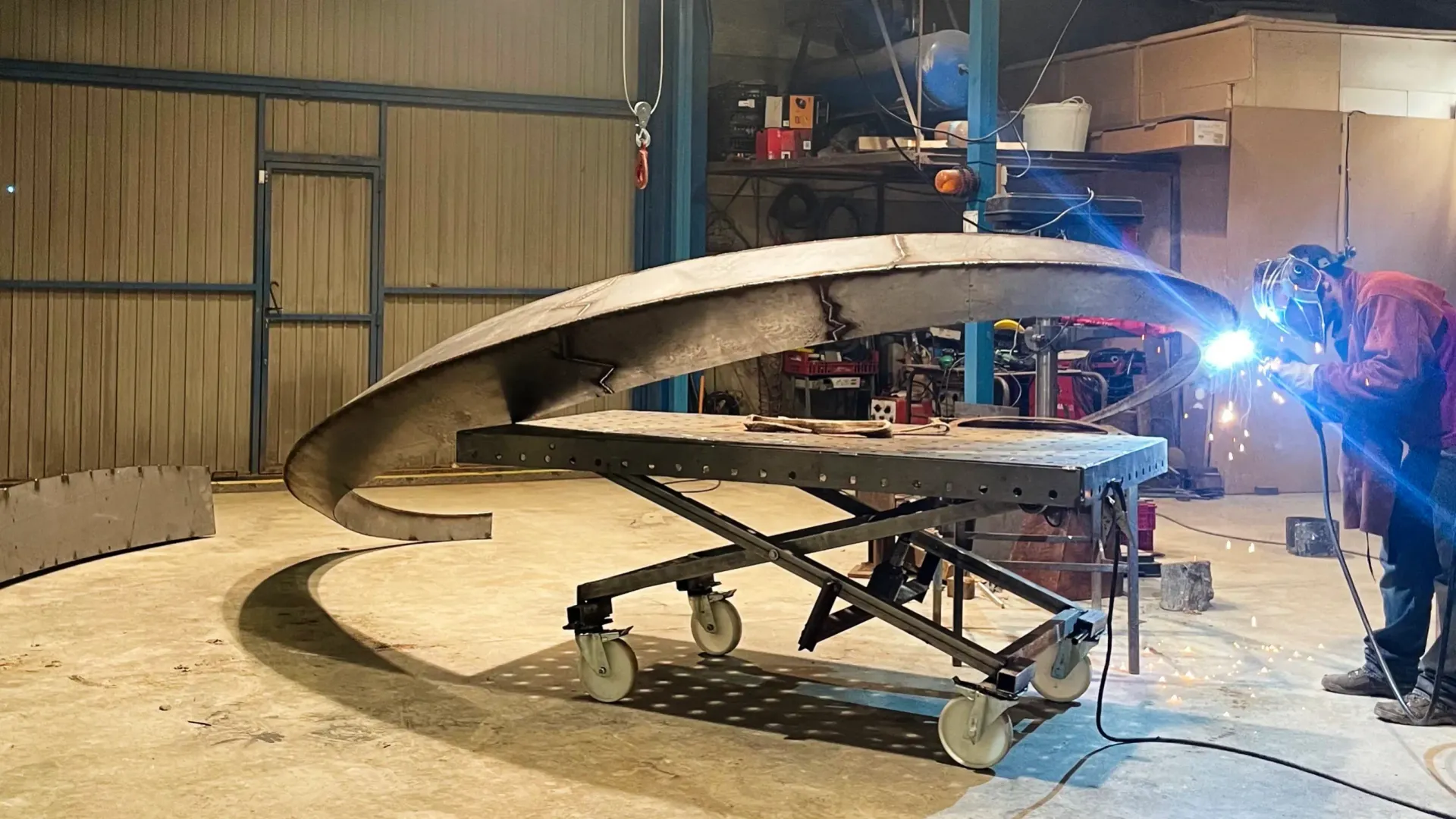 escultura para Pulsar Properties