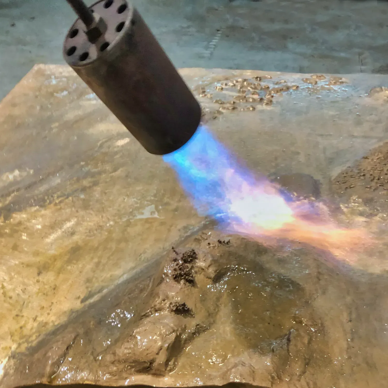 Proceso de patinado Proceso de aplicación de patinas para terminacion de escultura.