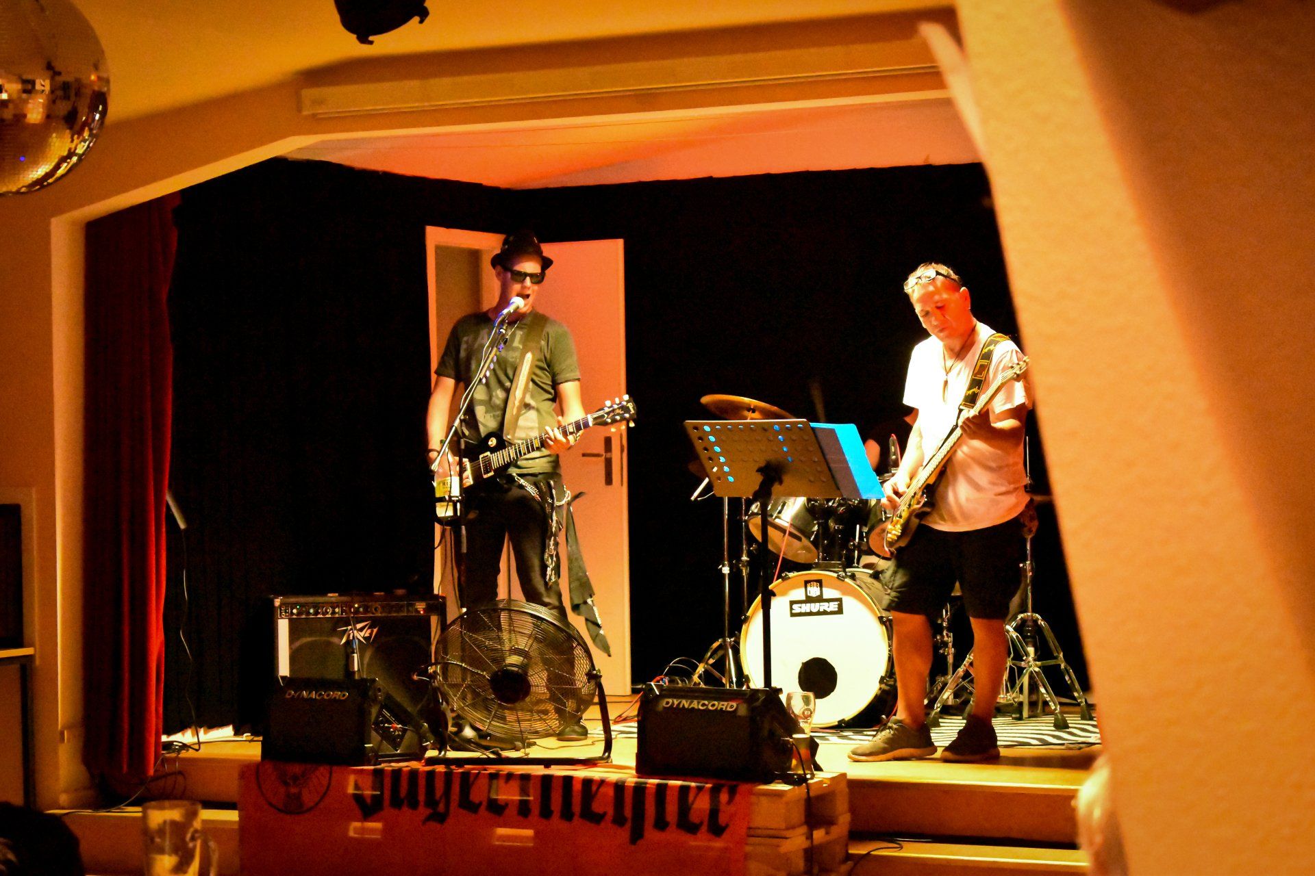 Jevatta live bei der Open Stage am 14.06.2019 im Dorfkrug. Photo was taken by Tobias Baer.