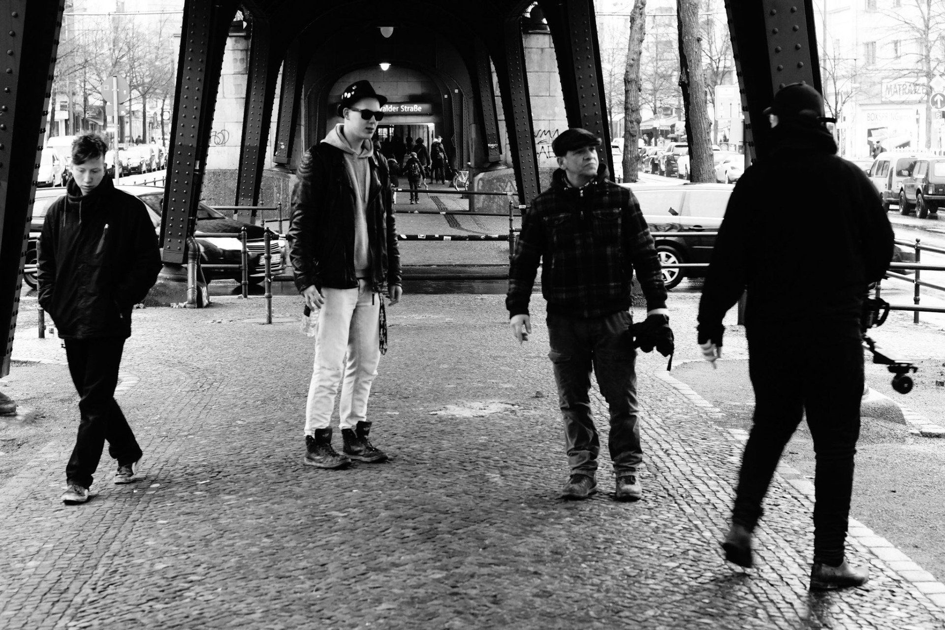 Lordi Lord, Tobijan Torrentino, Indi Pahn und Caspar Dudek am neuen Filmset. Jevatta beim Videodreh zum Song: