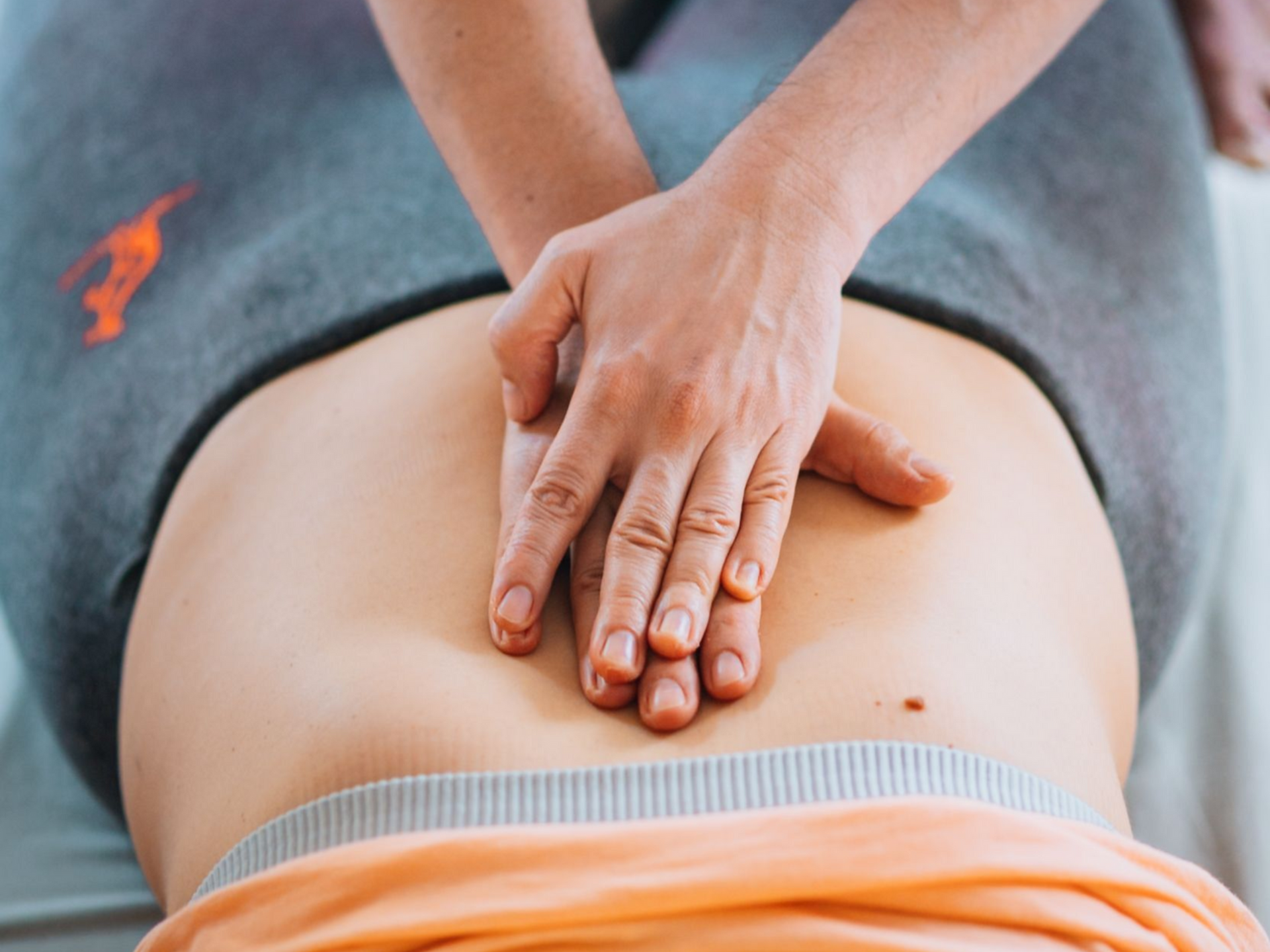 Free your Feet - Thai Yoga Massage ohne Hände Thia Yoga Massage mit Krishnatakis