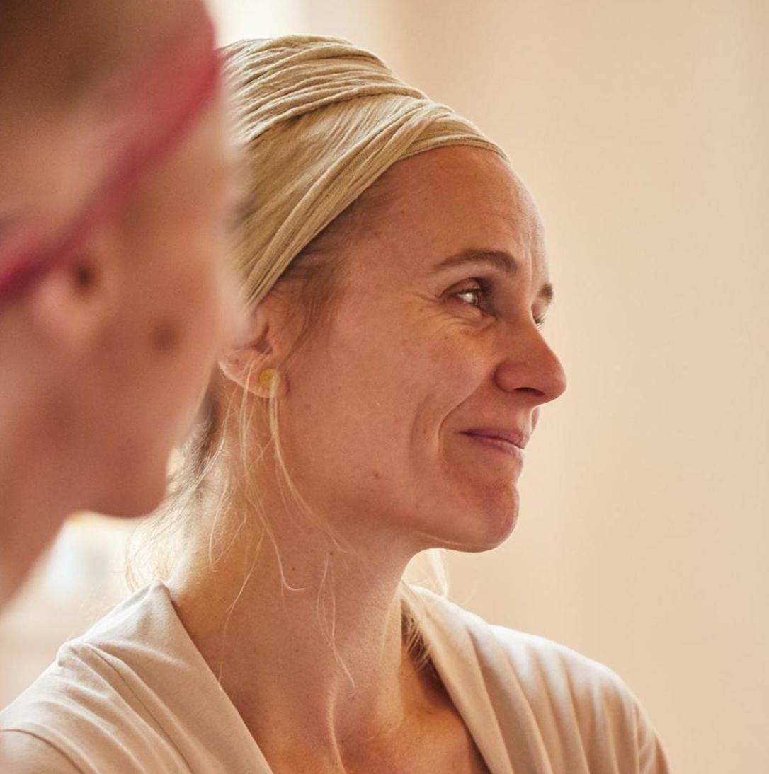 Katharina Blasius über die Thai Yoga Ausbildung von Sophie Krespach