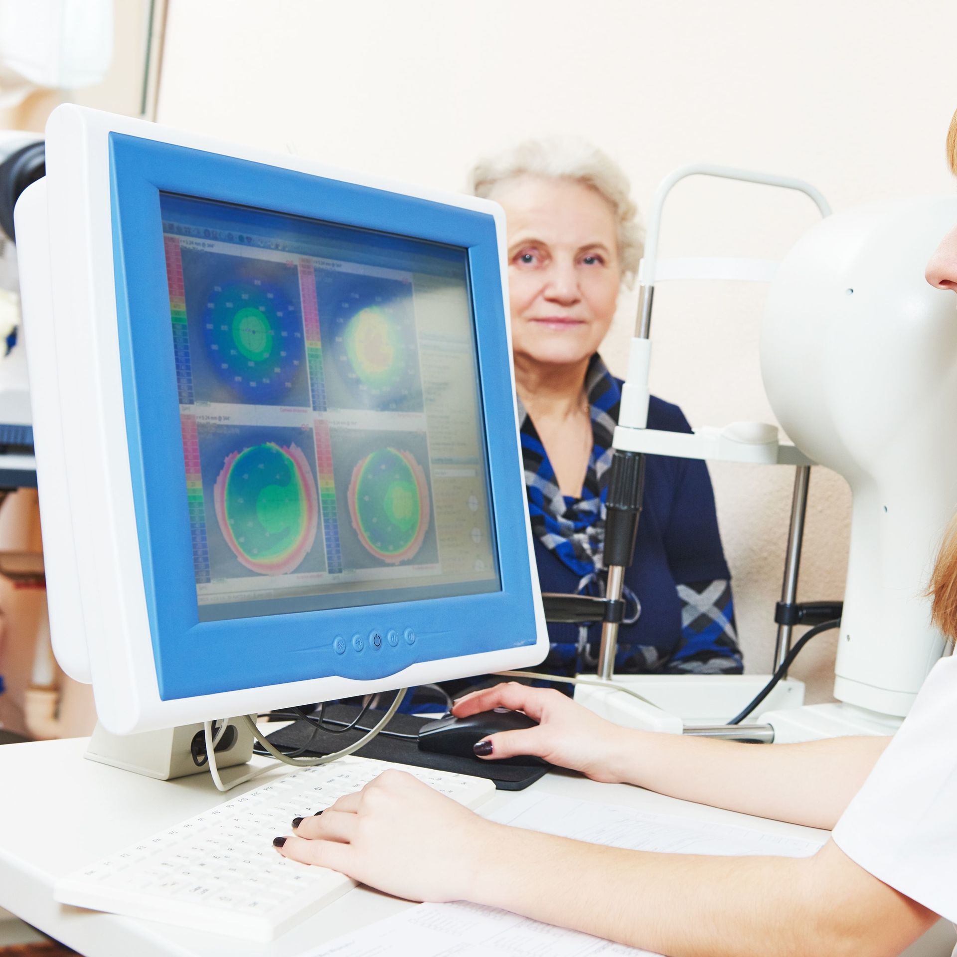 Reparamos tus gafas en nuestro propio taller Taller reparación de gafas