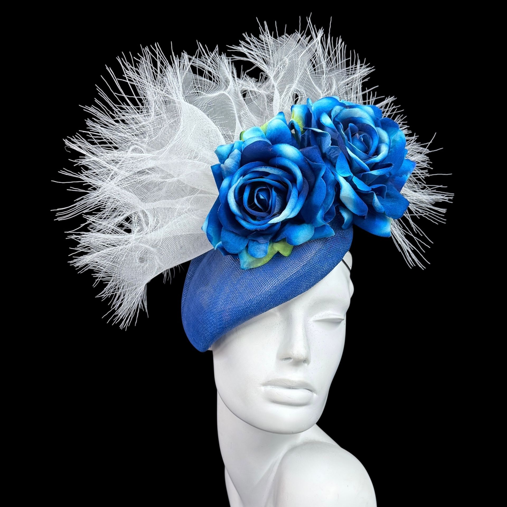 Blue Pull box fascinator