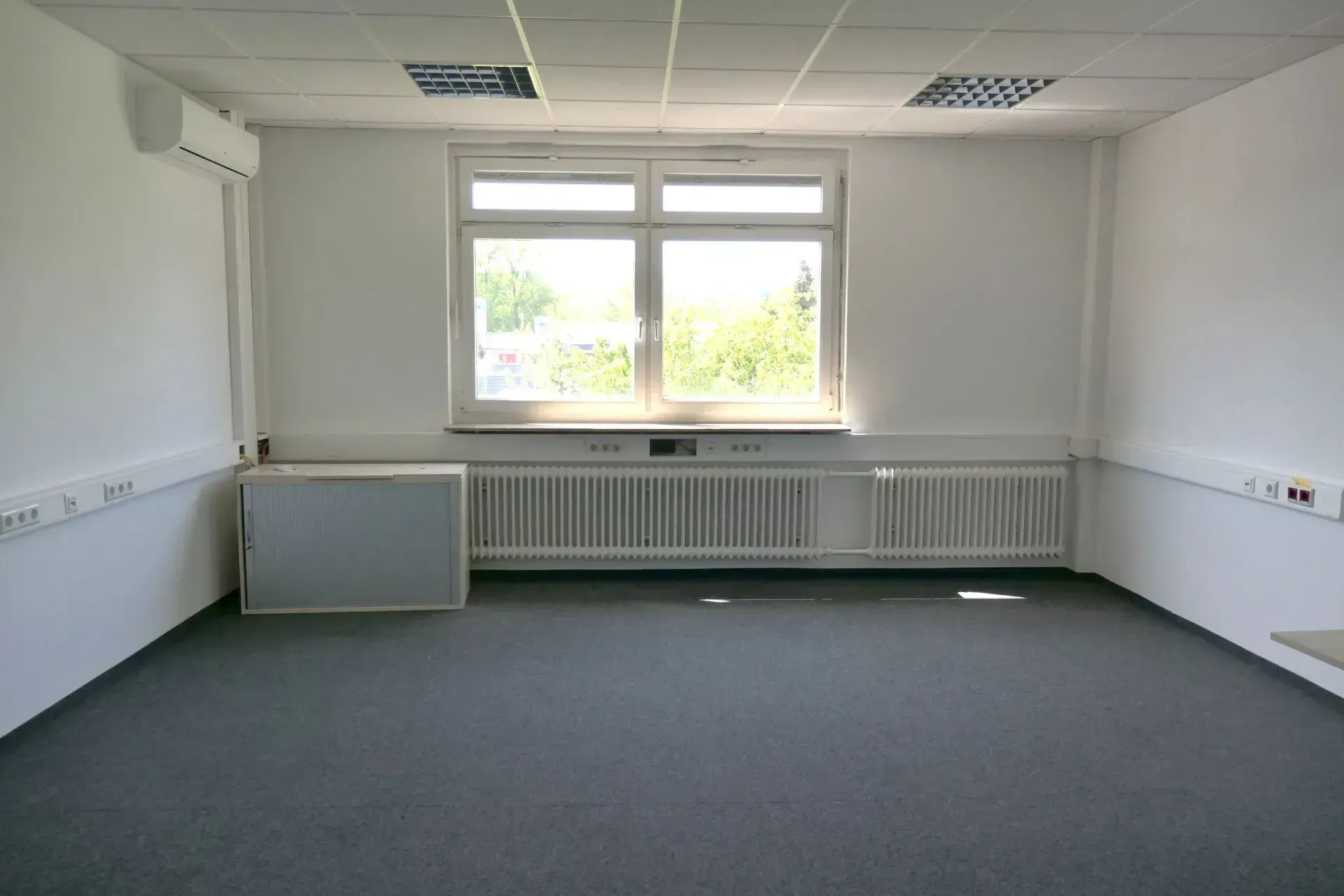 Gewerbefläche in Niefern Öschelbronn für Büro zu mieten
