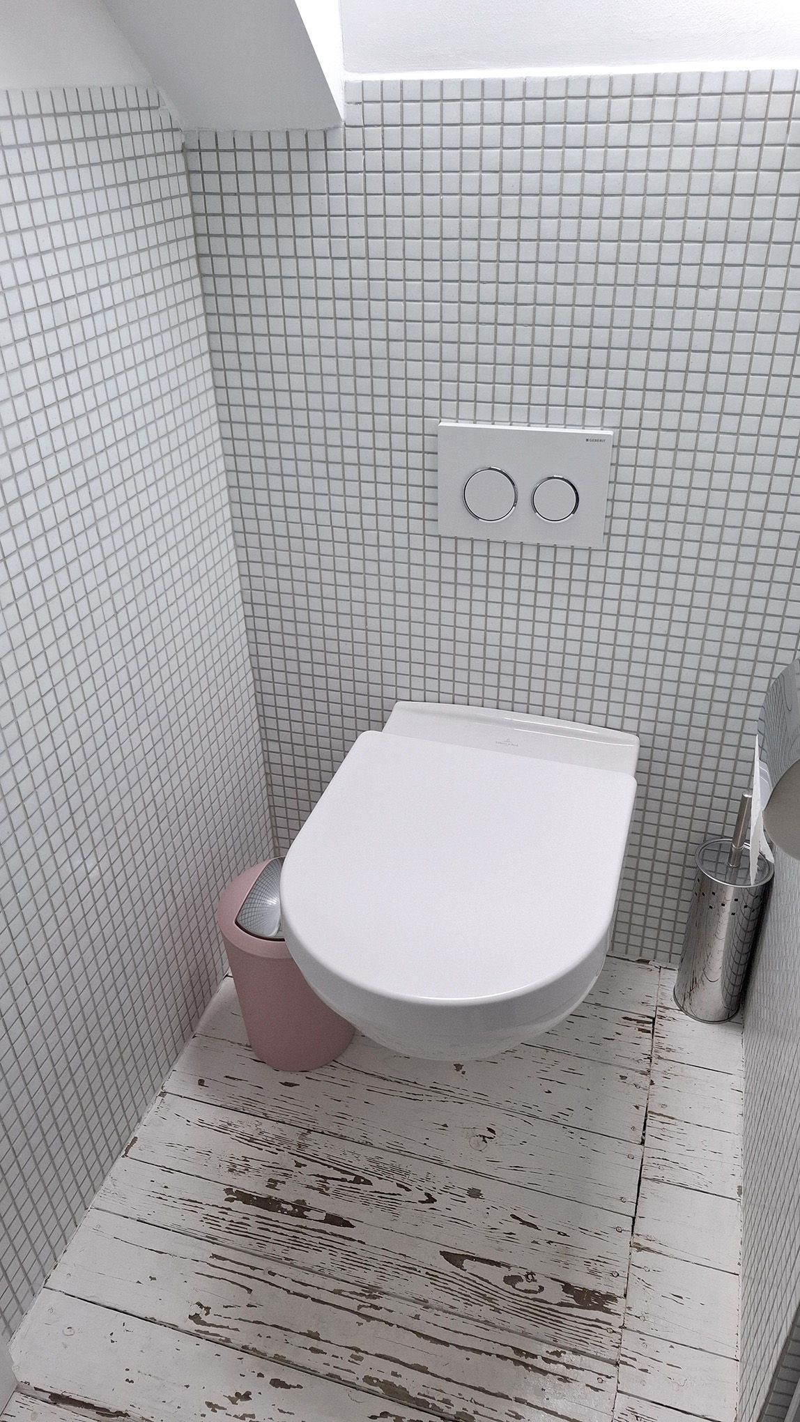 Vermietung einer 3 Zi Wohnung im Dachgeschoss in Karlsruhe Weiherfeld