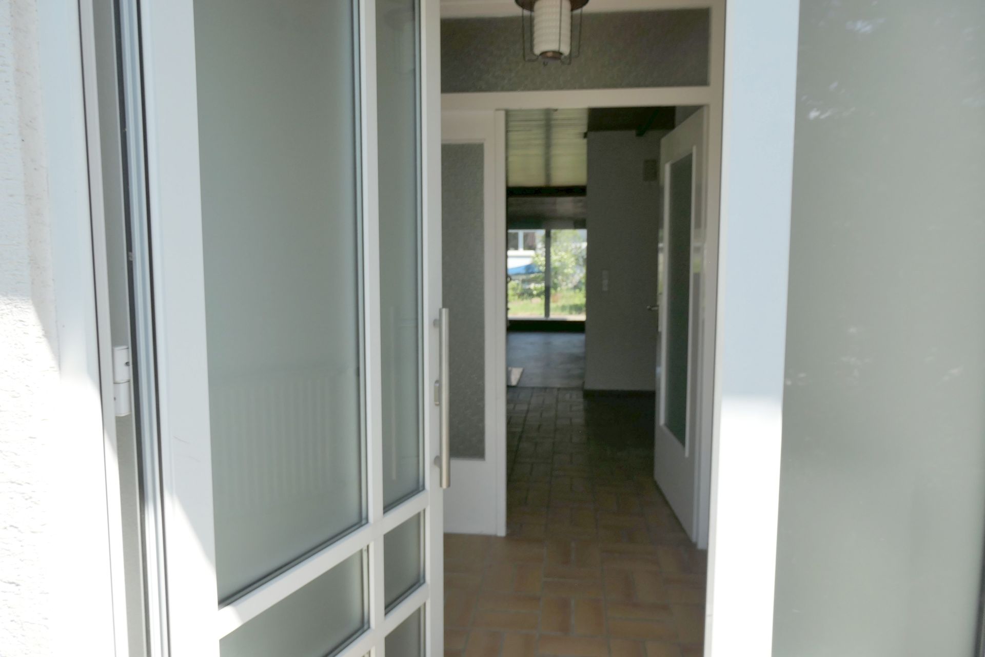 Verkauf Einfamilien-Haus in Leopoldshafen mit 6 Zimmern und Garten