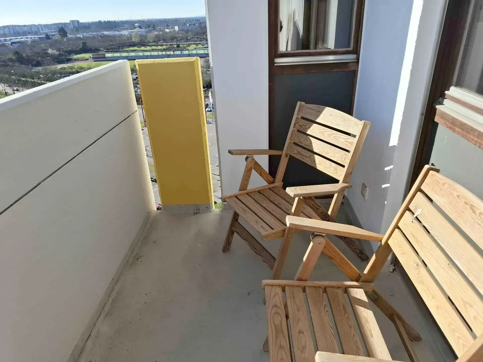 Sonnige 3 Zi Etagen Wohnung in Karlsruhe Südweststadt im 12. OG