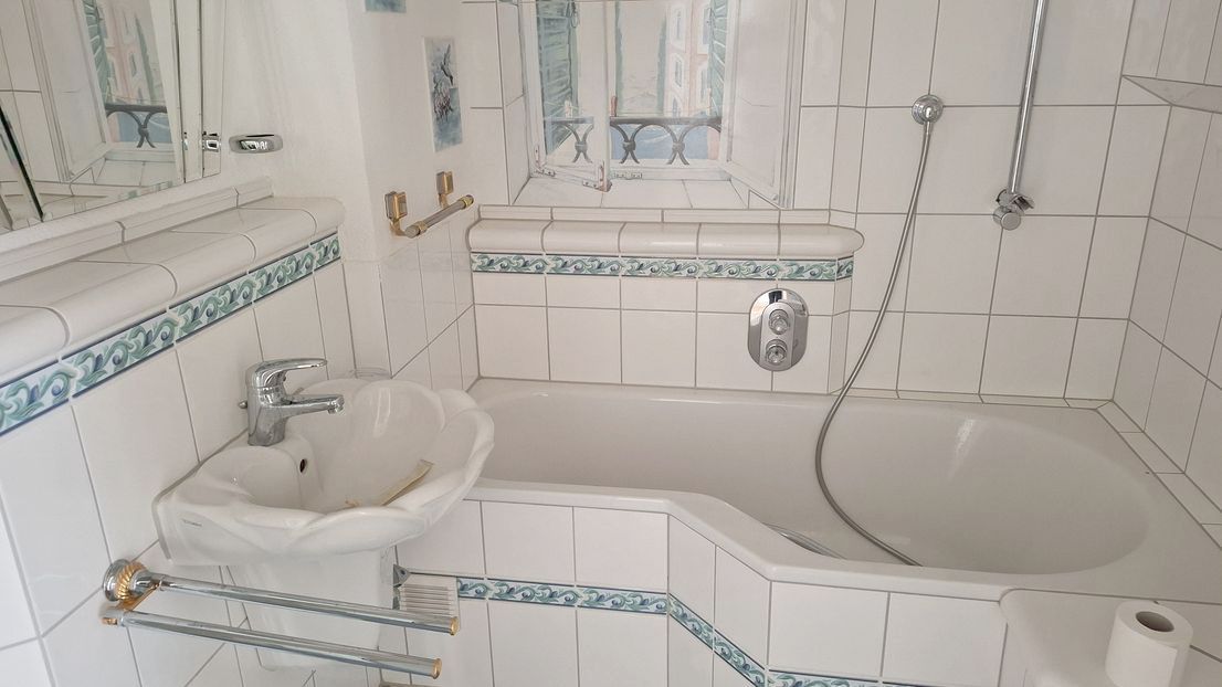 Wohnung mit 5 Zimmer und 3 Badezimmer und 3 Balkone