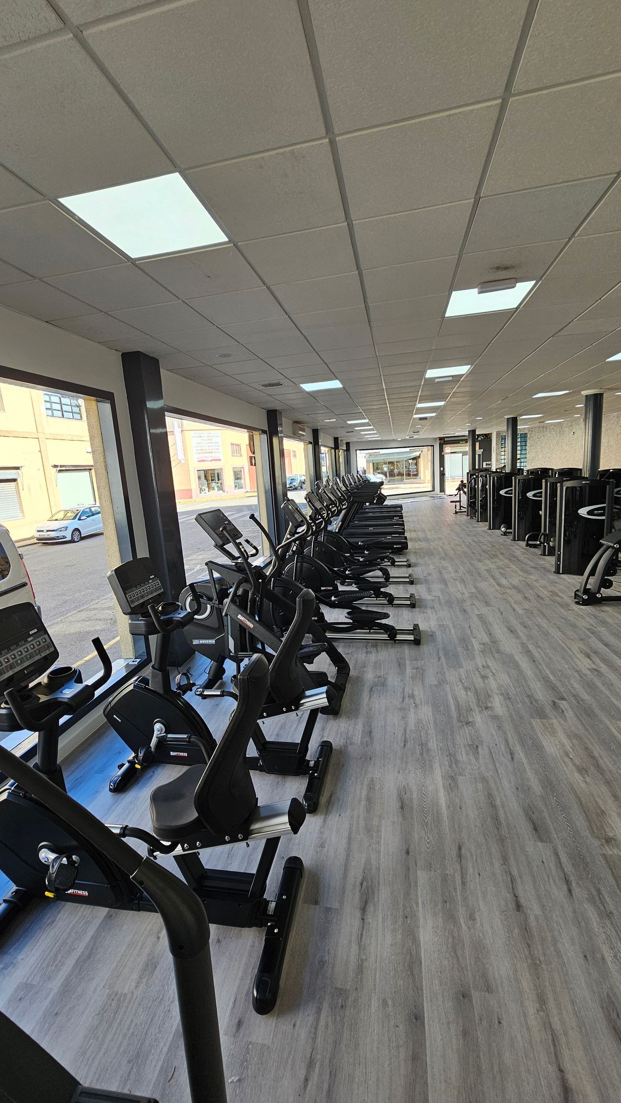 SALA DE MAQUINAS SELECTORIZADAS