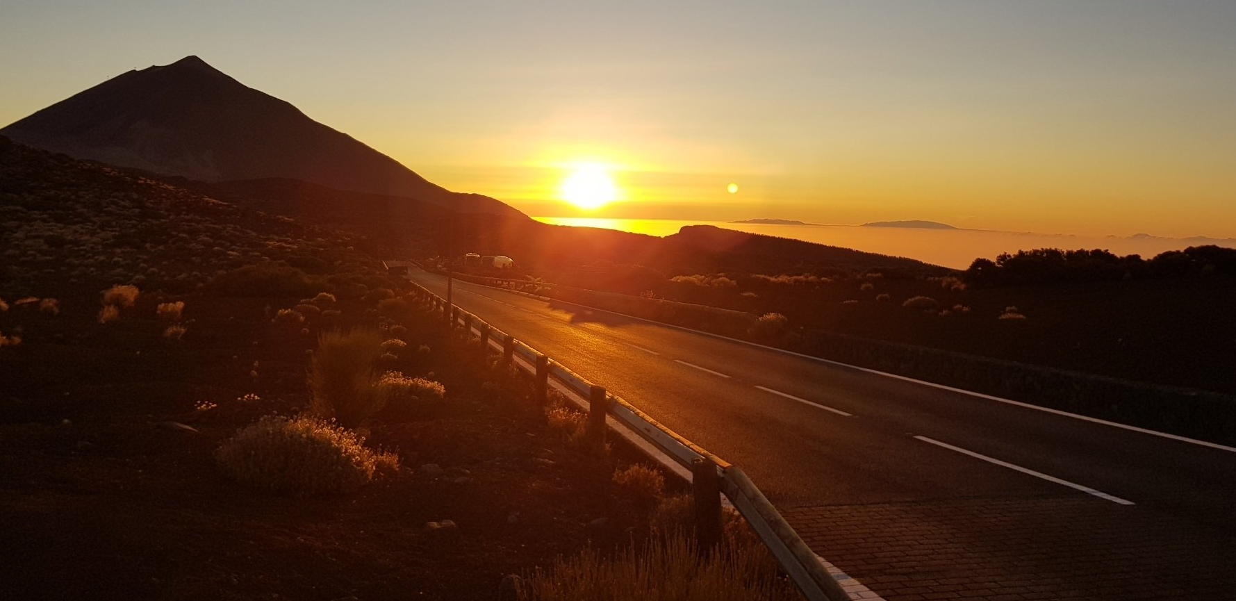 Sonnenuntergang am Teide in Teneriffa