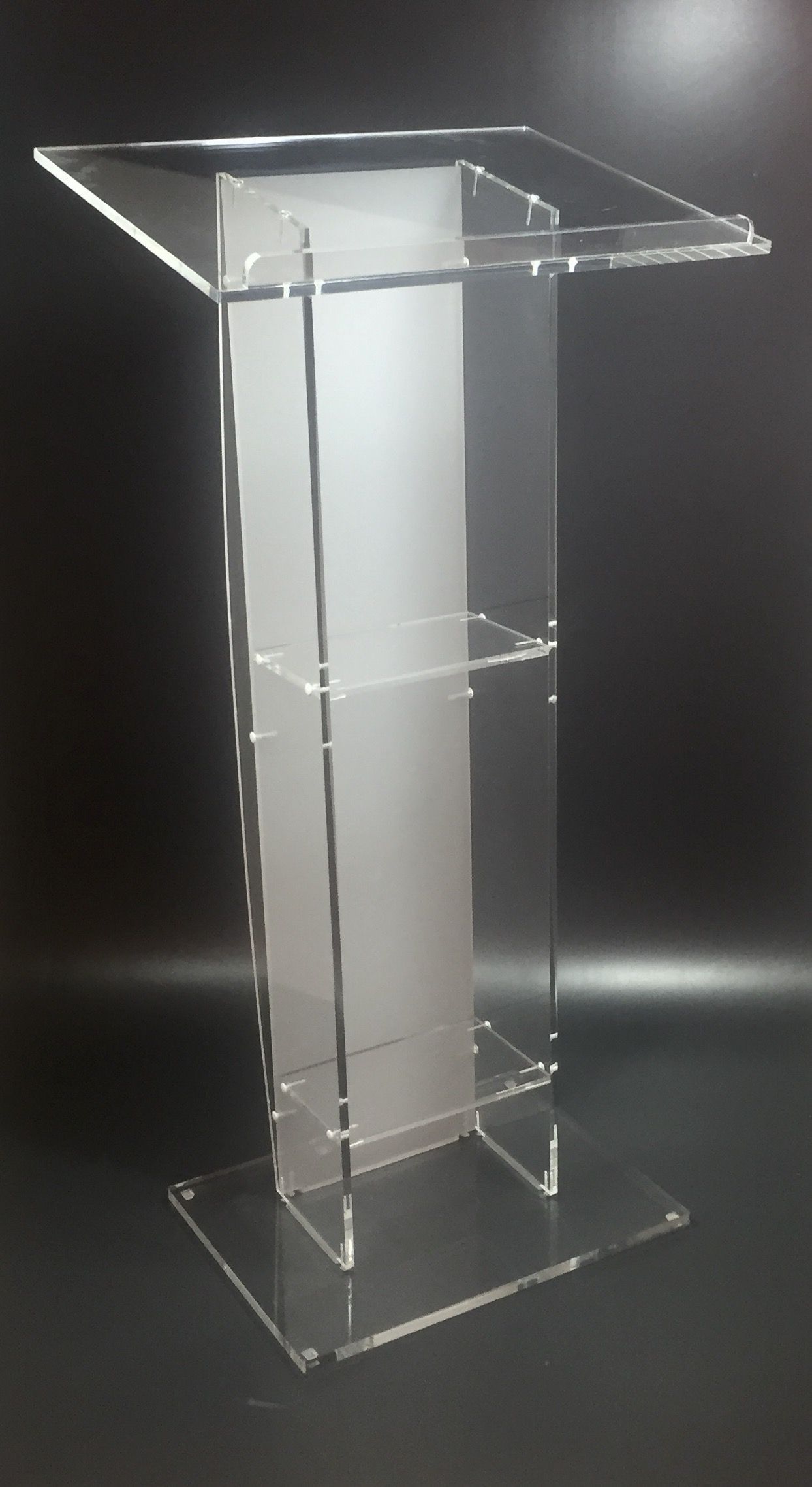 Atril curvo transparente