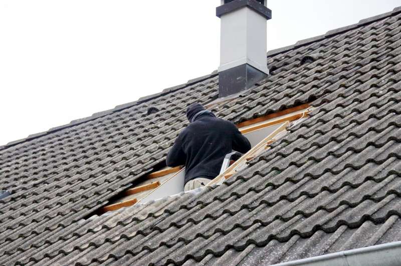 installation fenetre de toit velux 92