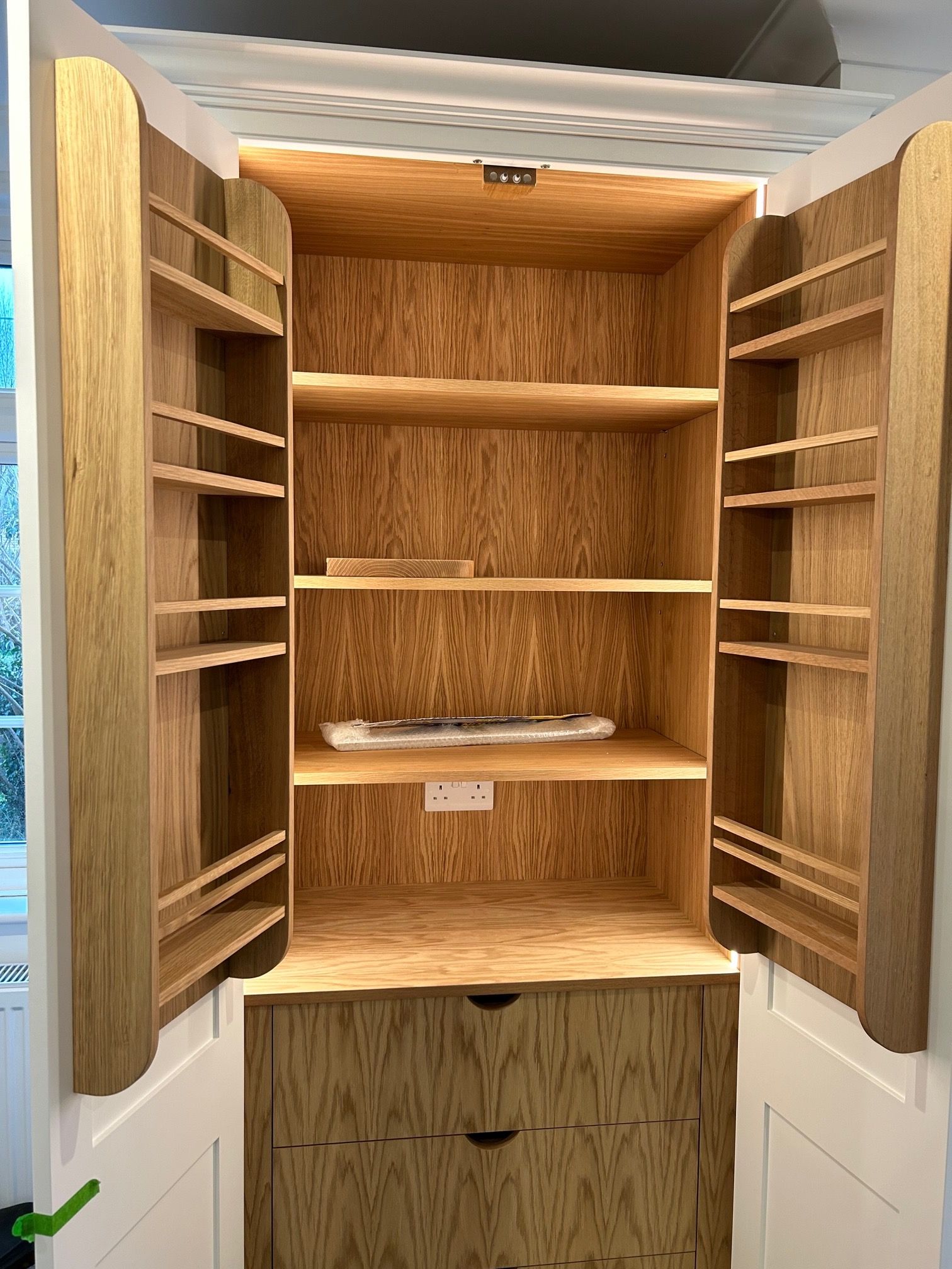 Kitchen Cabinet Lighting