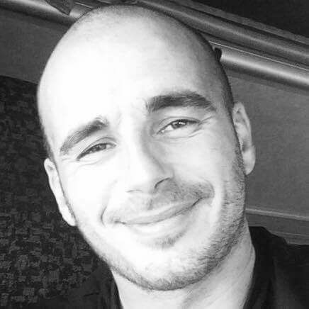 magnétiseur medium Toulon var Jeremy Coupe