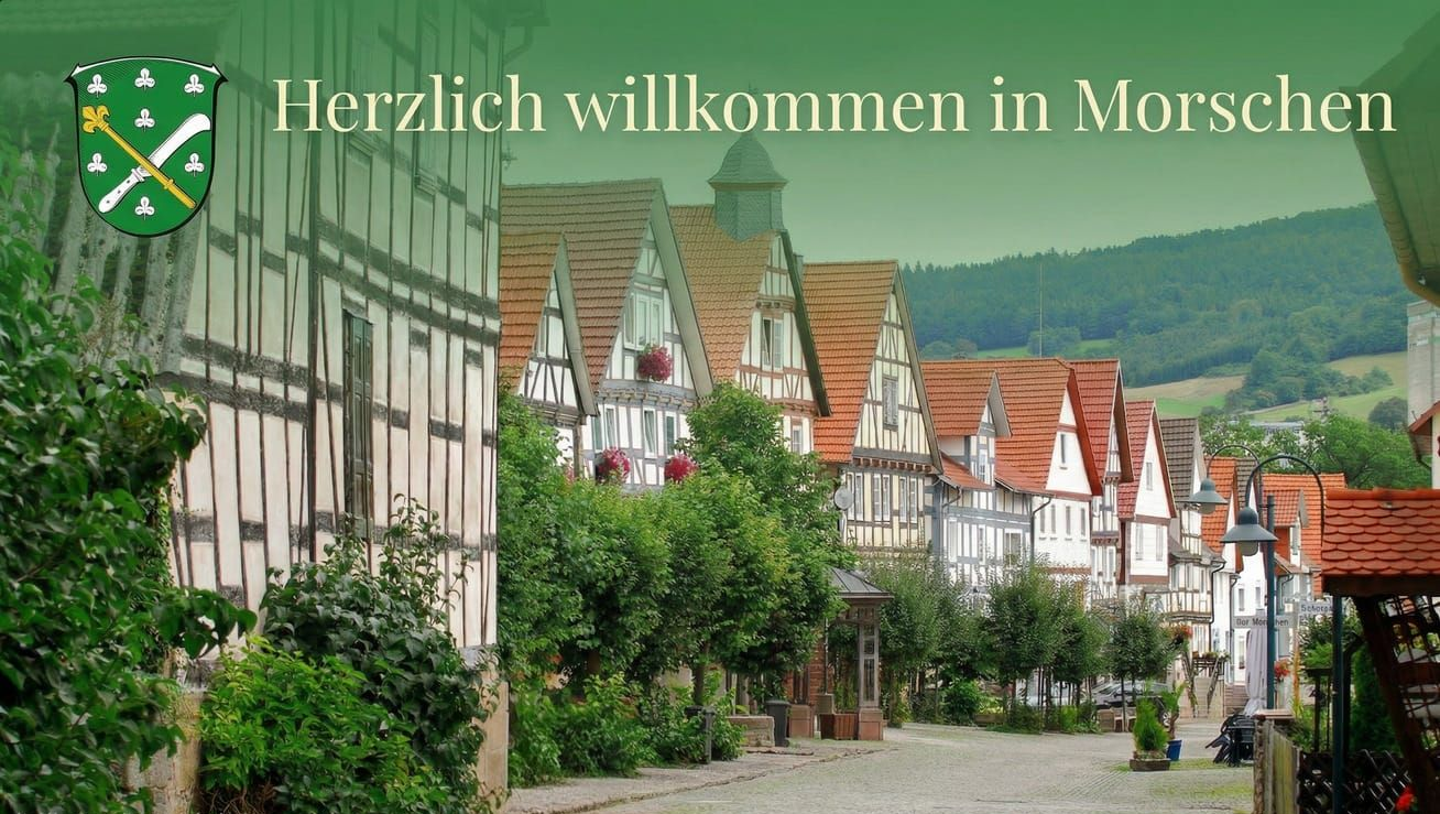 Marktstraße Neumorschen mit einigen Fachwerkhäusern Marktstraße Neumorschen mit einigen Fachwerkhäusern