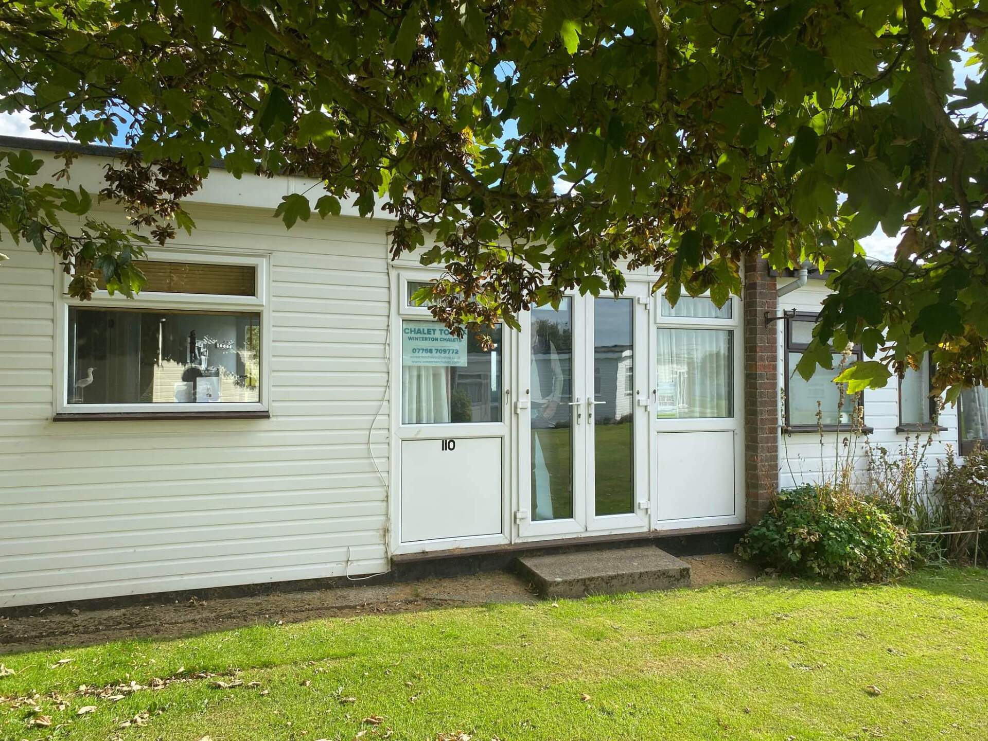 Chalet self catering dog friendly norfolk winterton coast