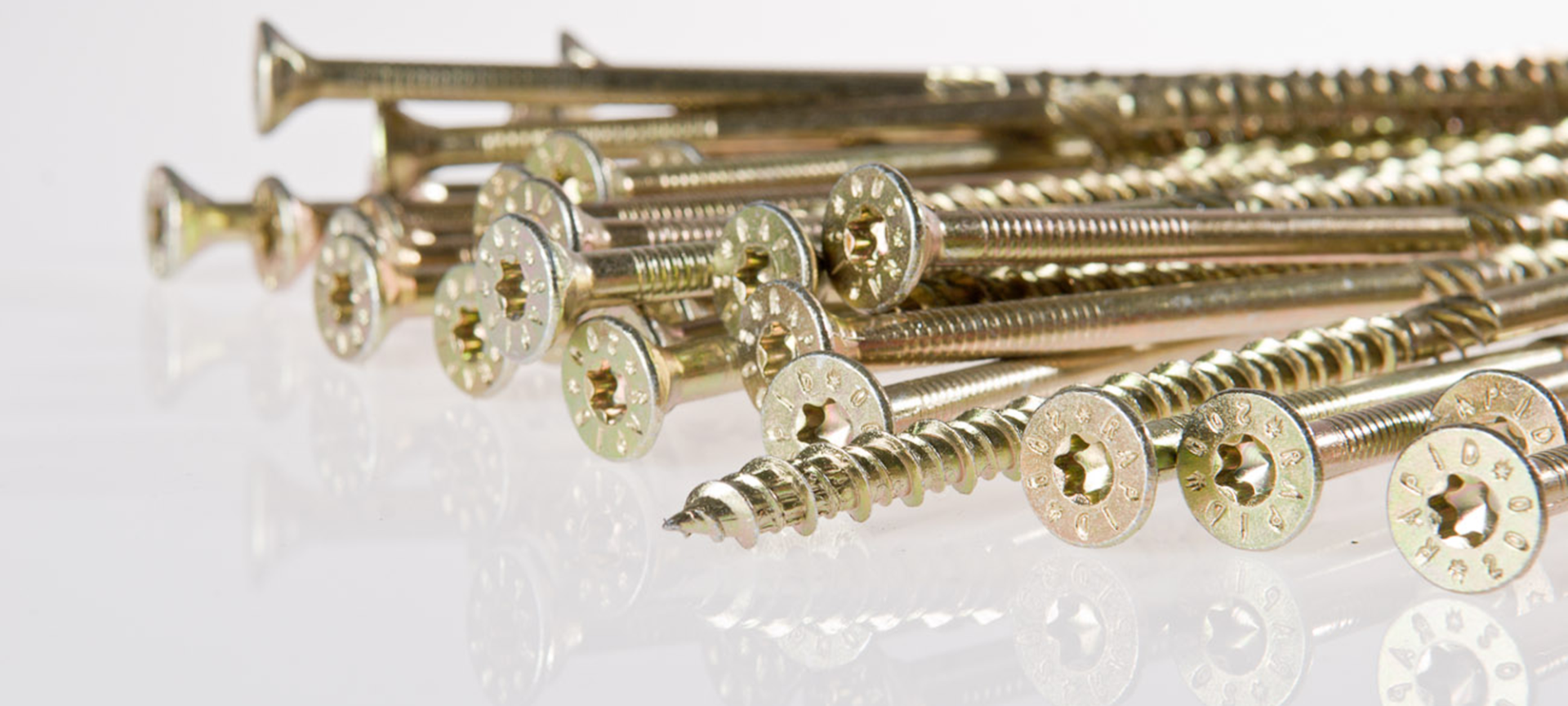 Holzbauschrauben GPR in allen verfügbaren Längen zu finden in den Häusler Regalen