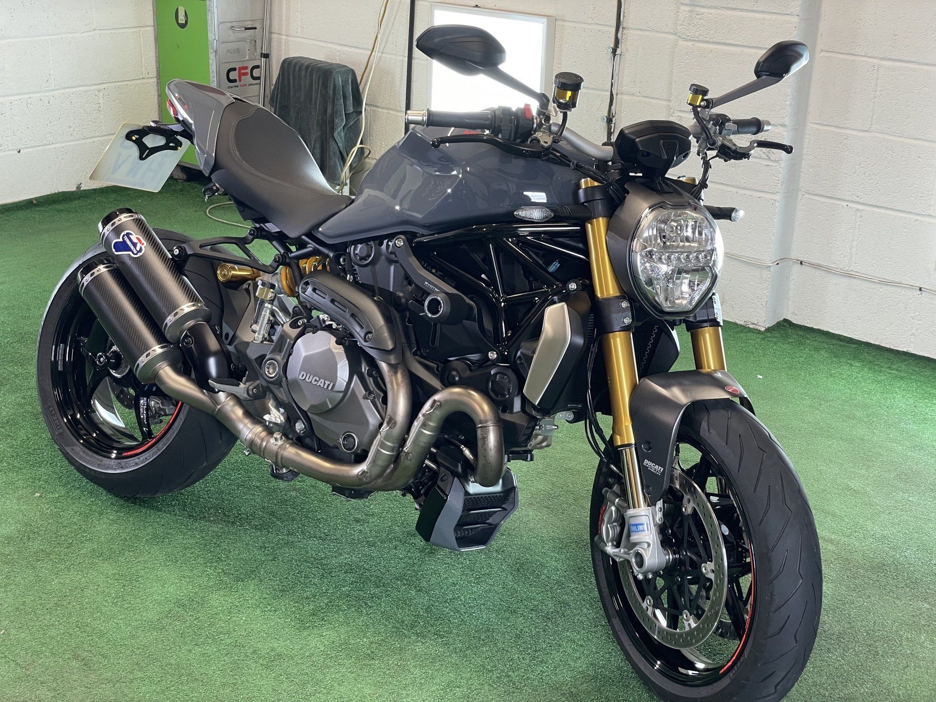 Motorbike detailed by Tiki Details