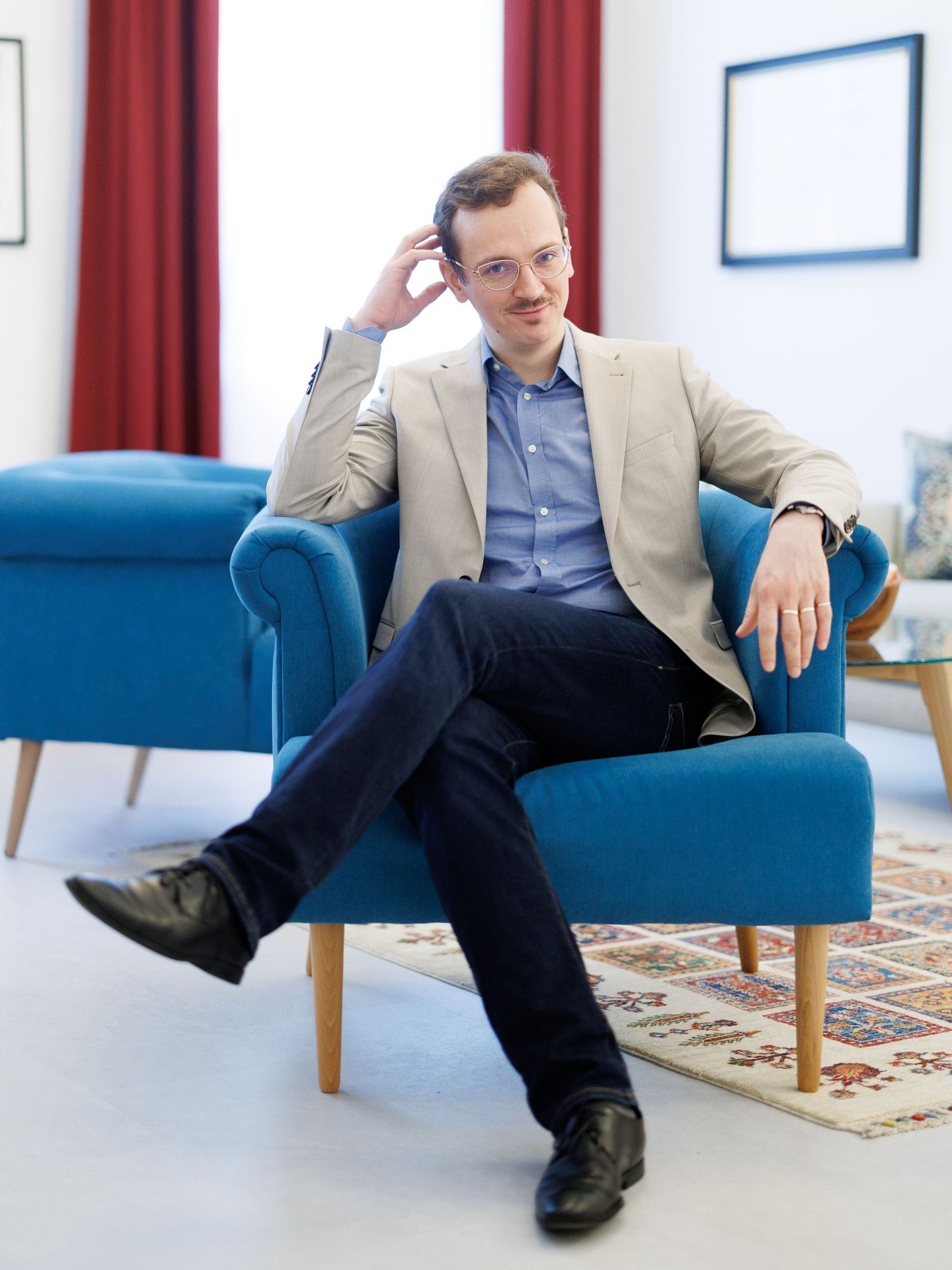 Portrait Psychotherapeut Dr. Florian Schmidsberger